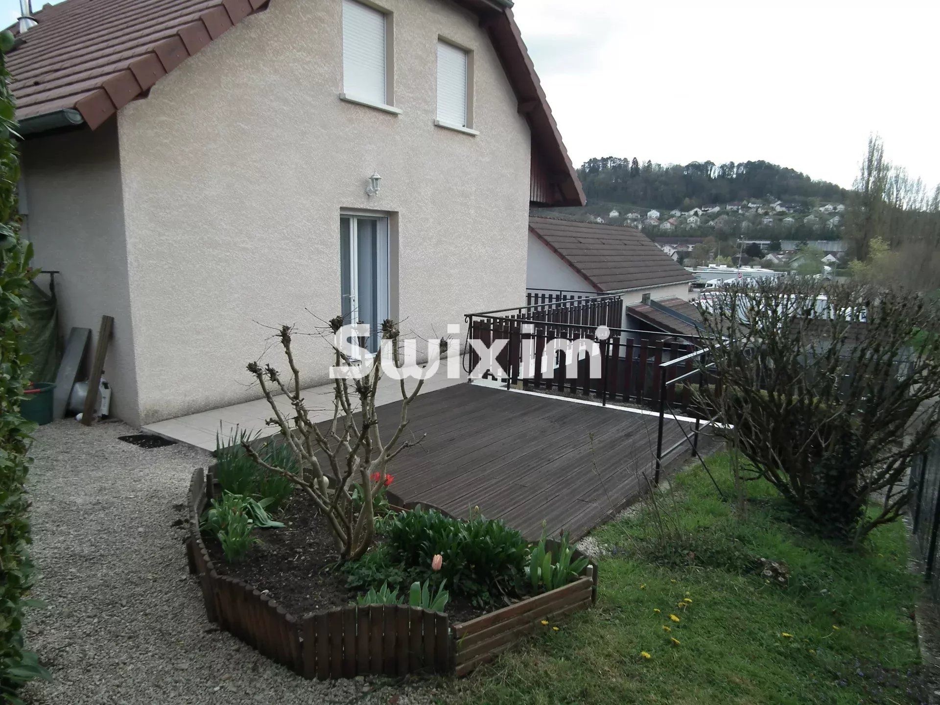 casa 7 Salas en venta en Montmorot (39570)