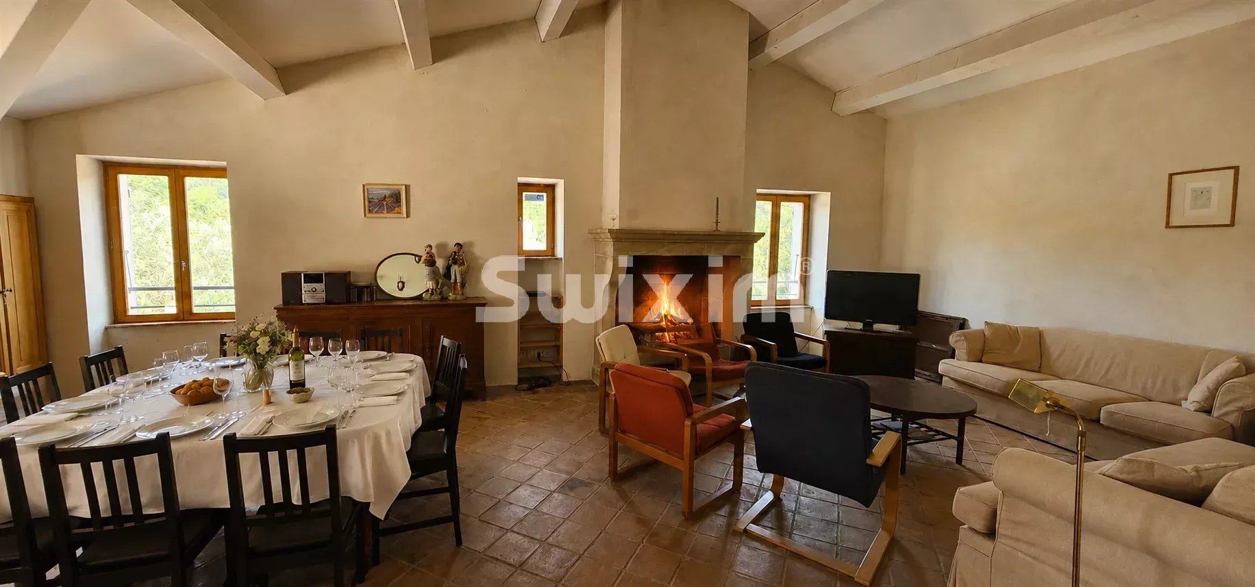 mas 11 Camere in vendita su Grignan (26230)