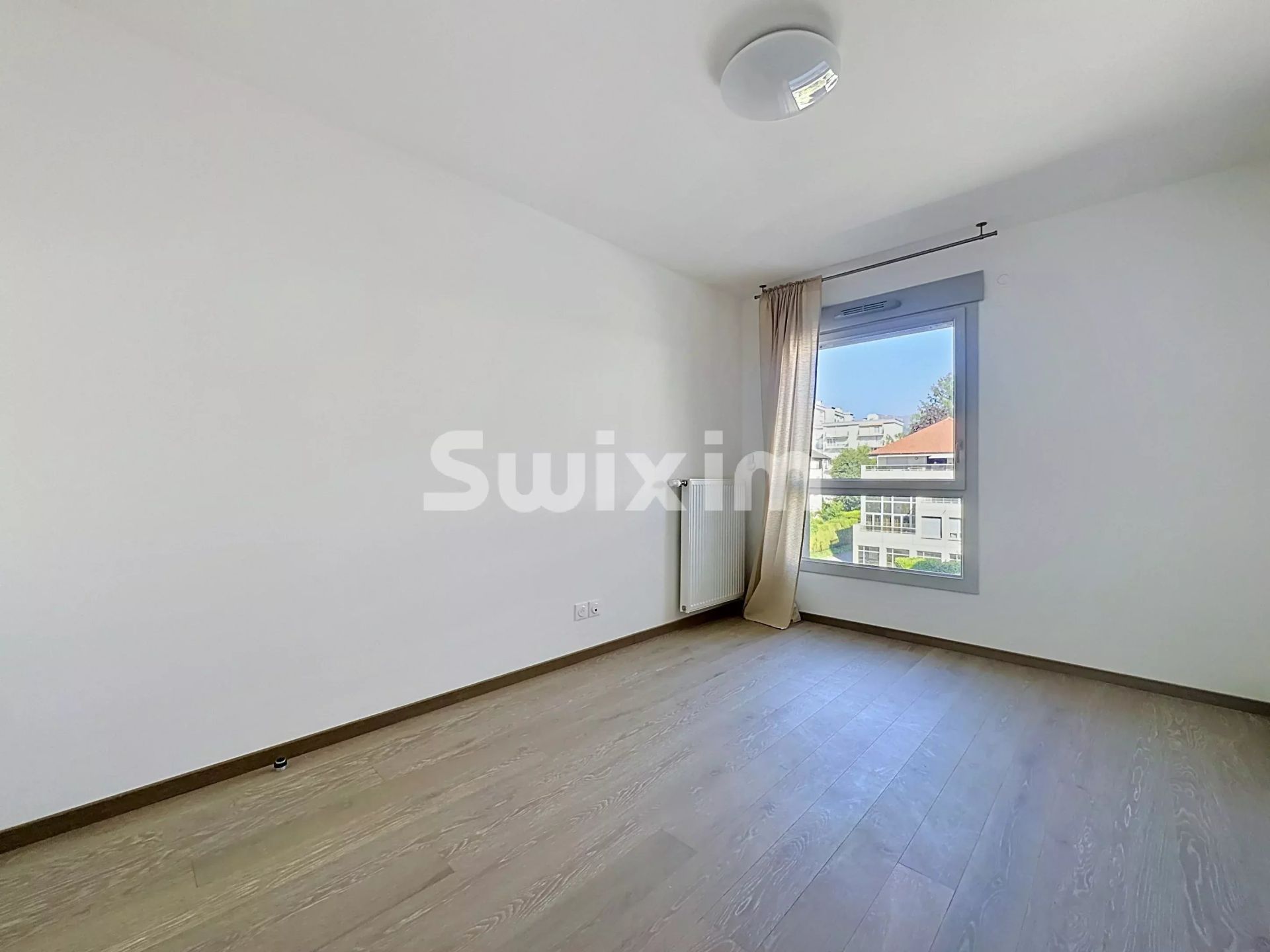 appartamento 3 Camere in affitto su Ferney-Voltaire (01210)