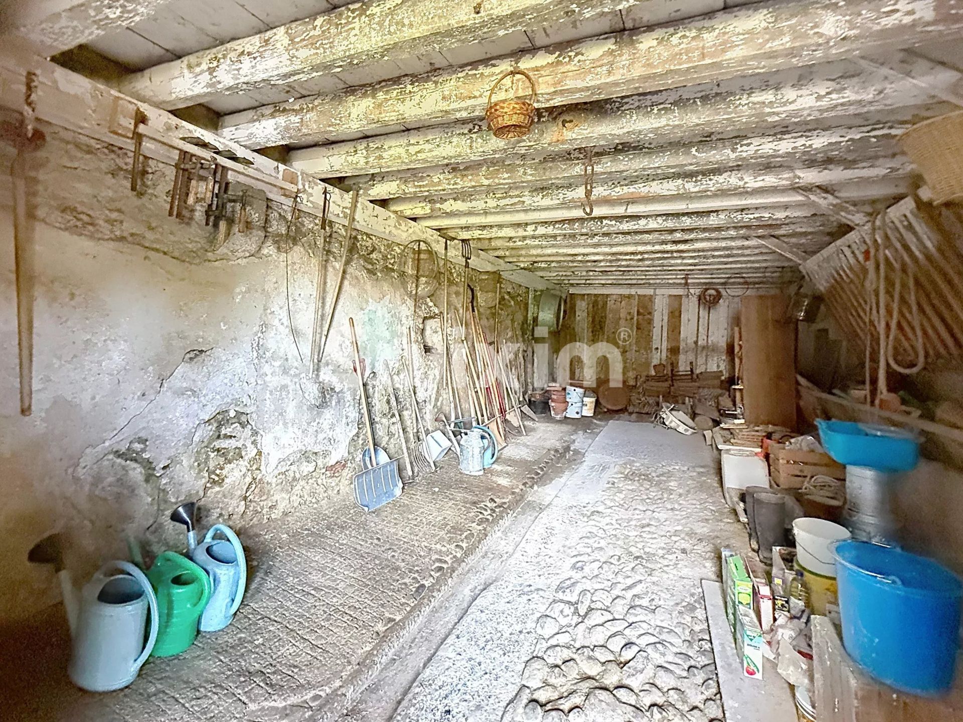 casa 7 Camere in vendita su Grilly (01220)