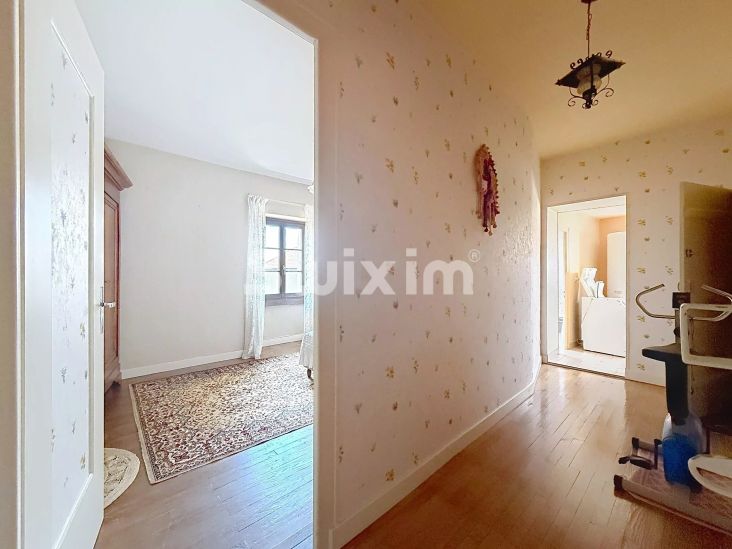 Verkauf Haus Grilly 7 Zimmer 200 m² — 12