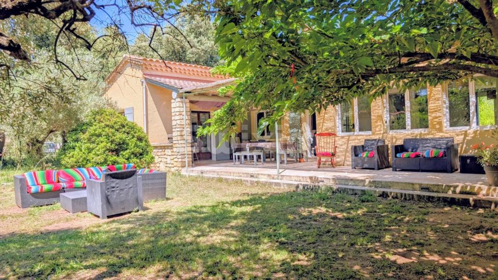 Vendita Villa Castillon-du-Gard 6&nbsp;Camere 138&nbsp;m²
