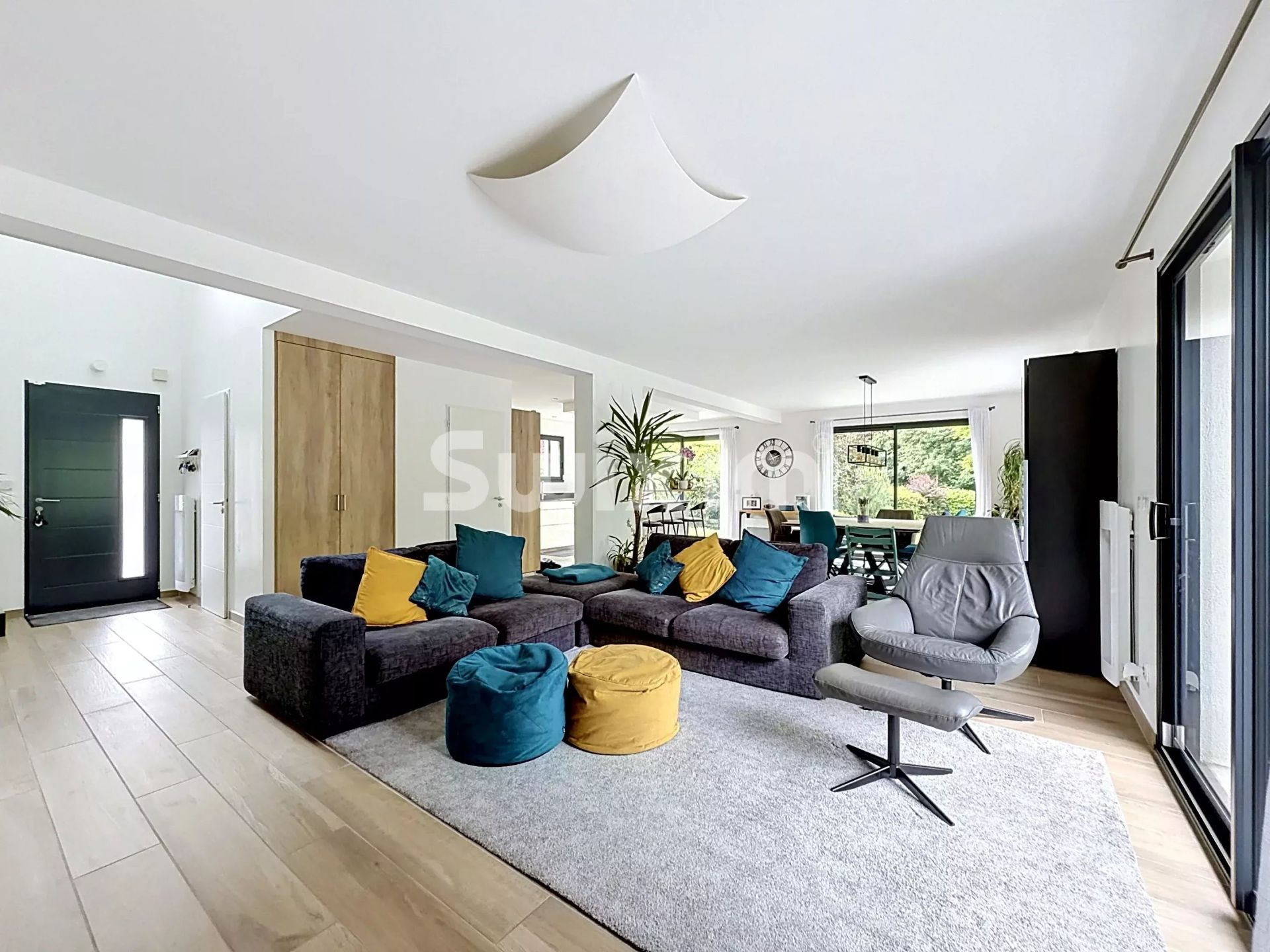 haus 7 Zimmer zum verkauf auf Saint-Genis-Pouilly (01630)