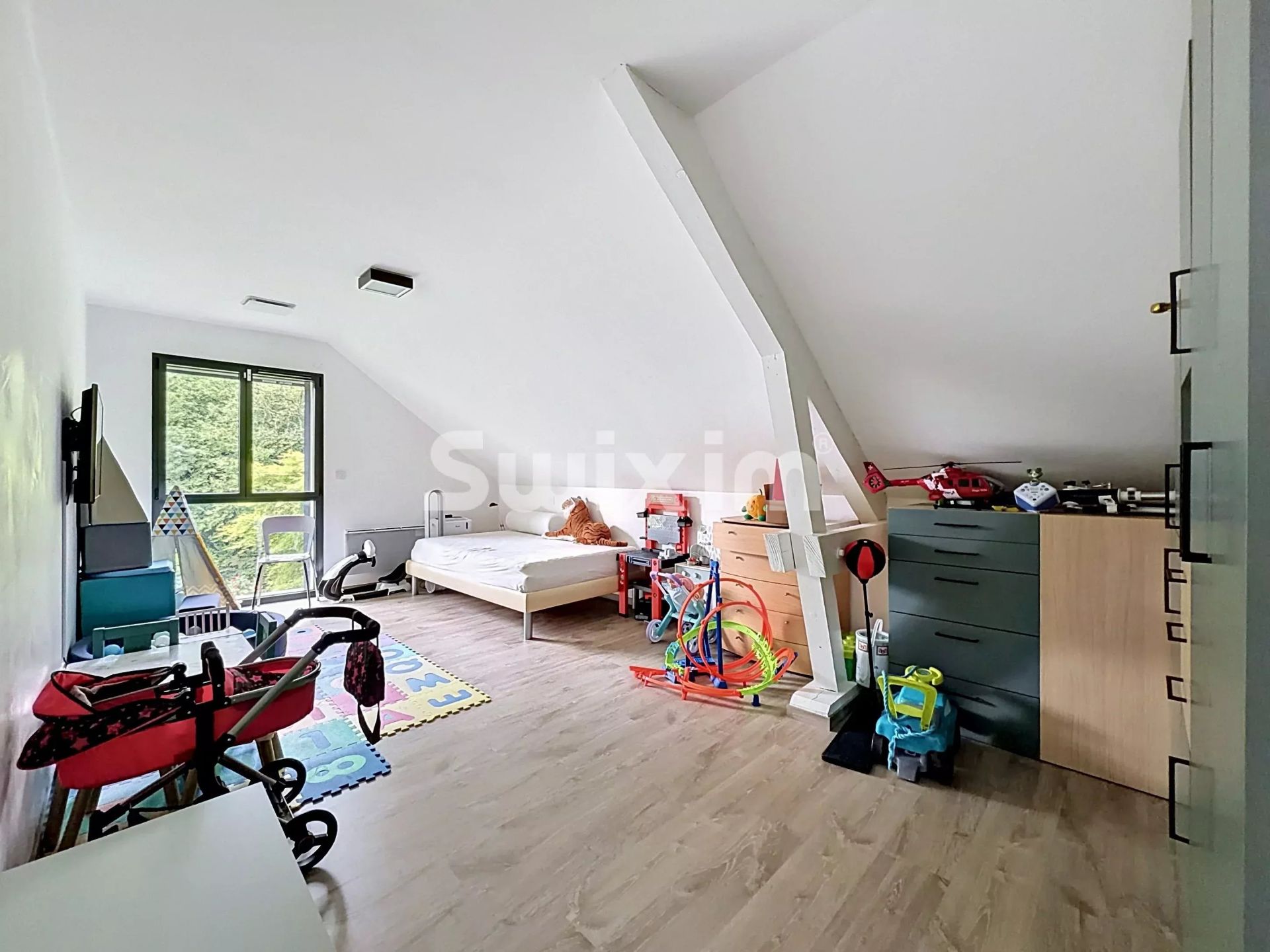 haus 7 Zimmer zum verkauf auf Saint-Genis-Pouilly (01630)