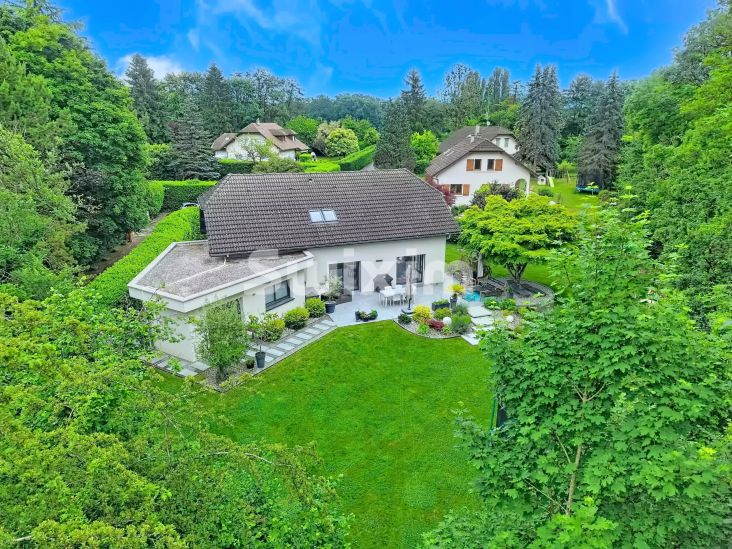 Verkauf Haus Saint-Genis-Pouilly 7&nbsp;Zimmer 216&nbsp;m²