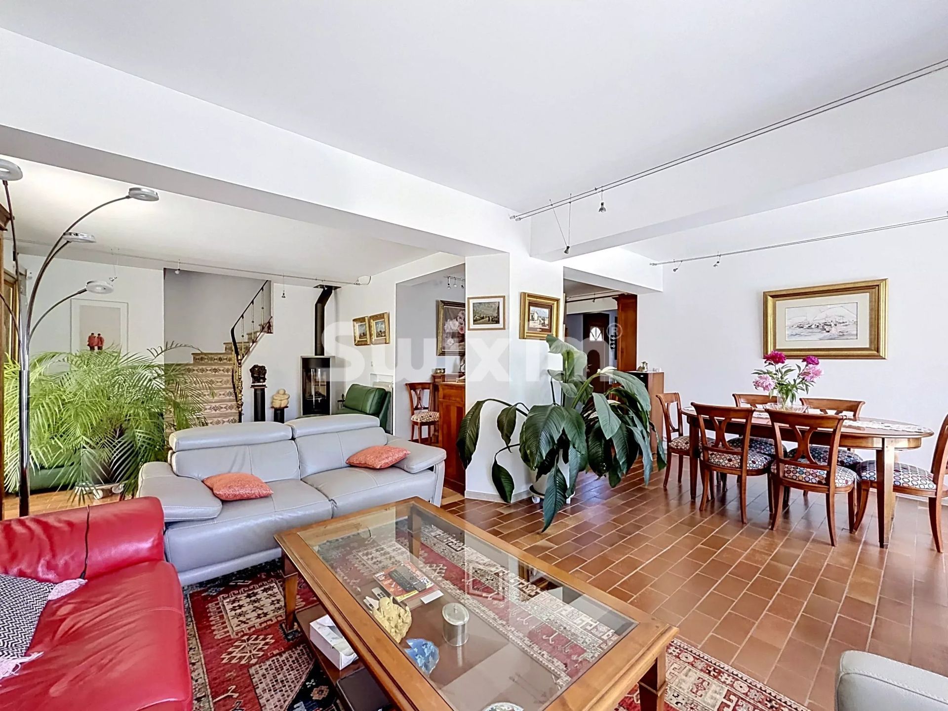 casa 9 Quartos para venda sobre Prévessin-Moëns (01280)