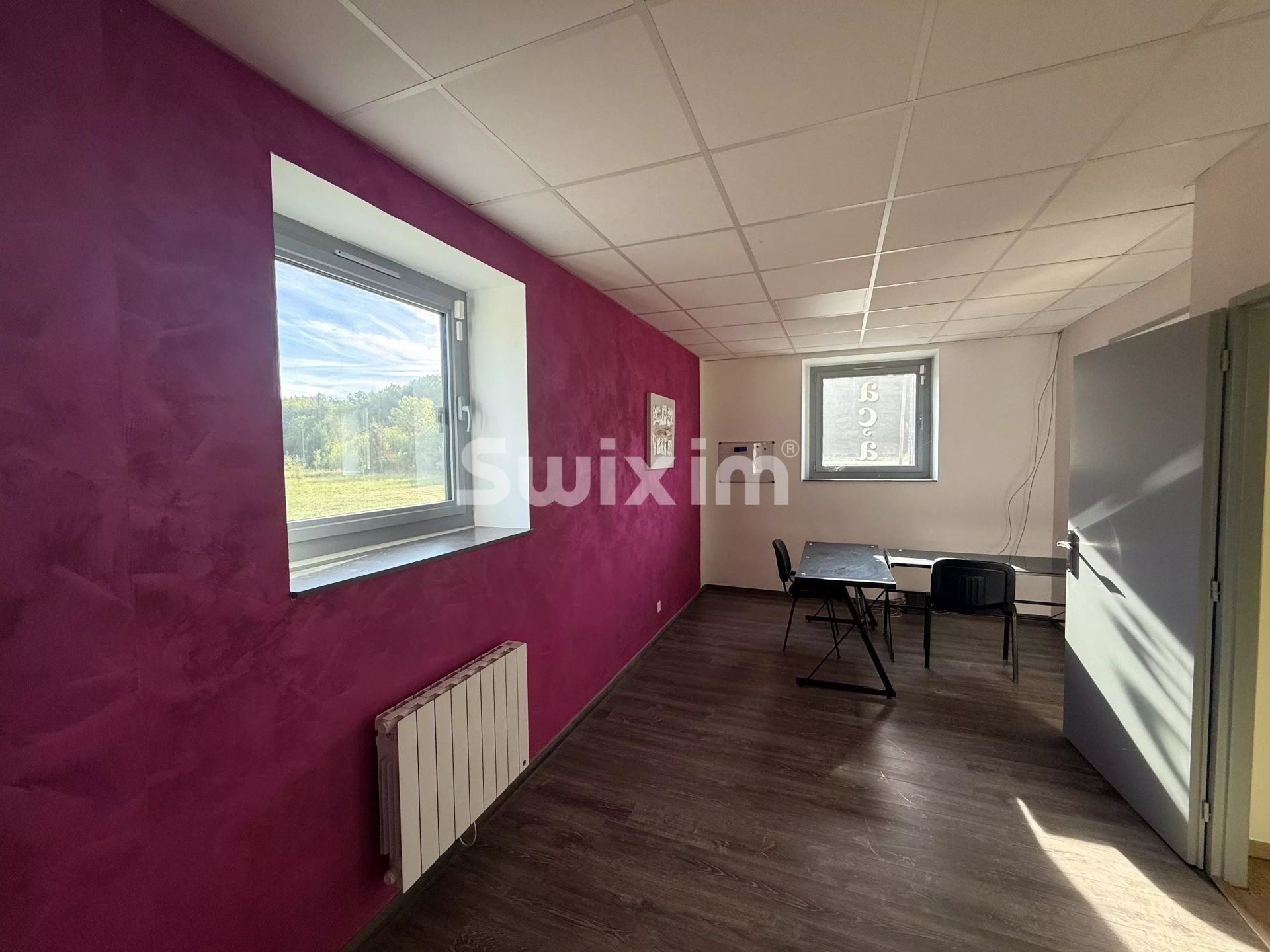 entrepôt 4 Pièces en location sur Saint-Étienne-du-Bois (01370)