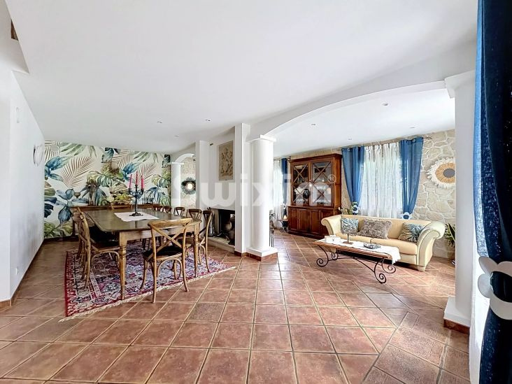 Verkauf Haus Farges 6 Zimmer 212 m² — 6