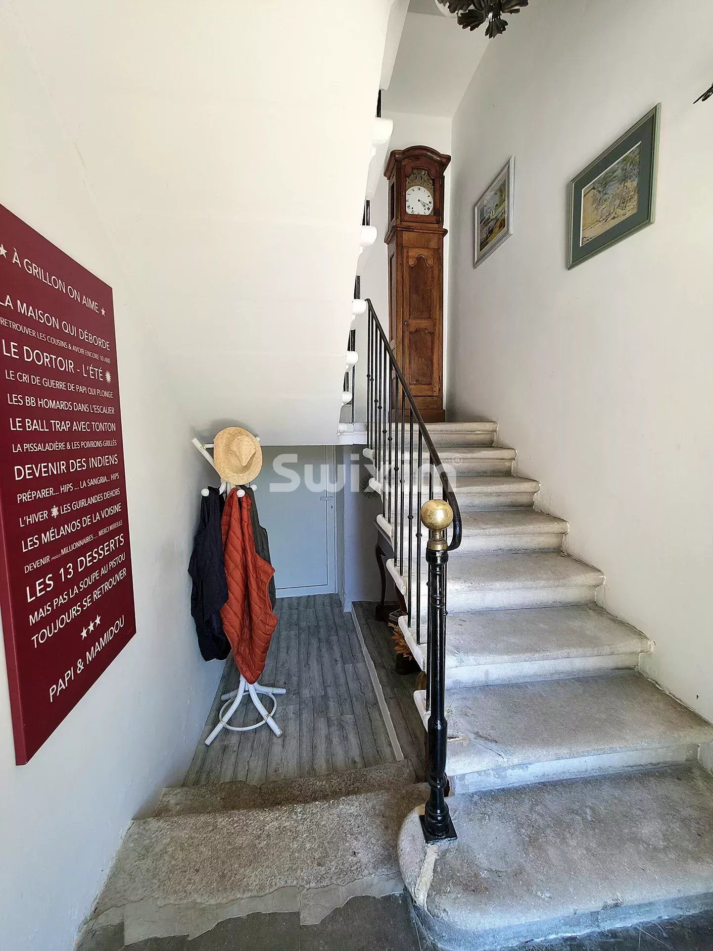 casa 10 Quartos para venda sobre Grillon (84600)