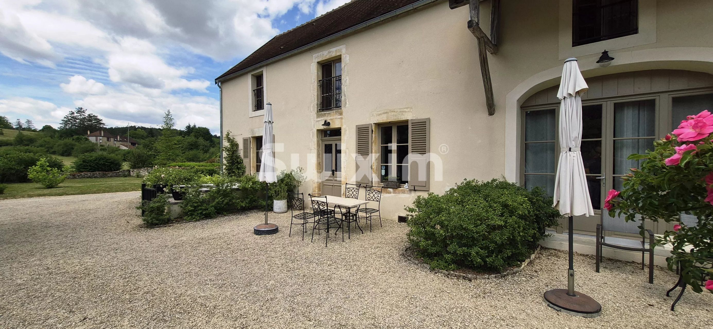 casa 6 Salas en venta en Vézelay (89450)