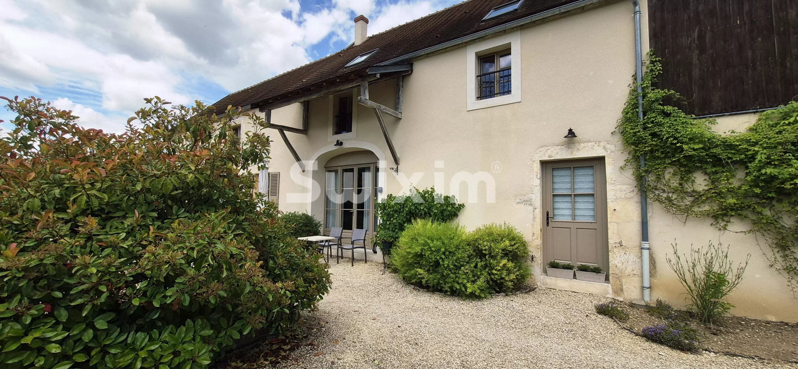 casa 6 Salas en venta en Vézelay (89450)