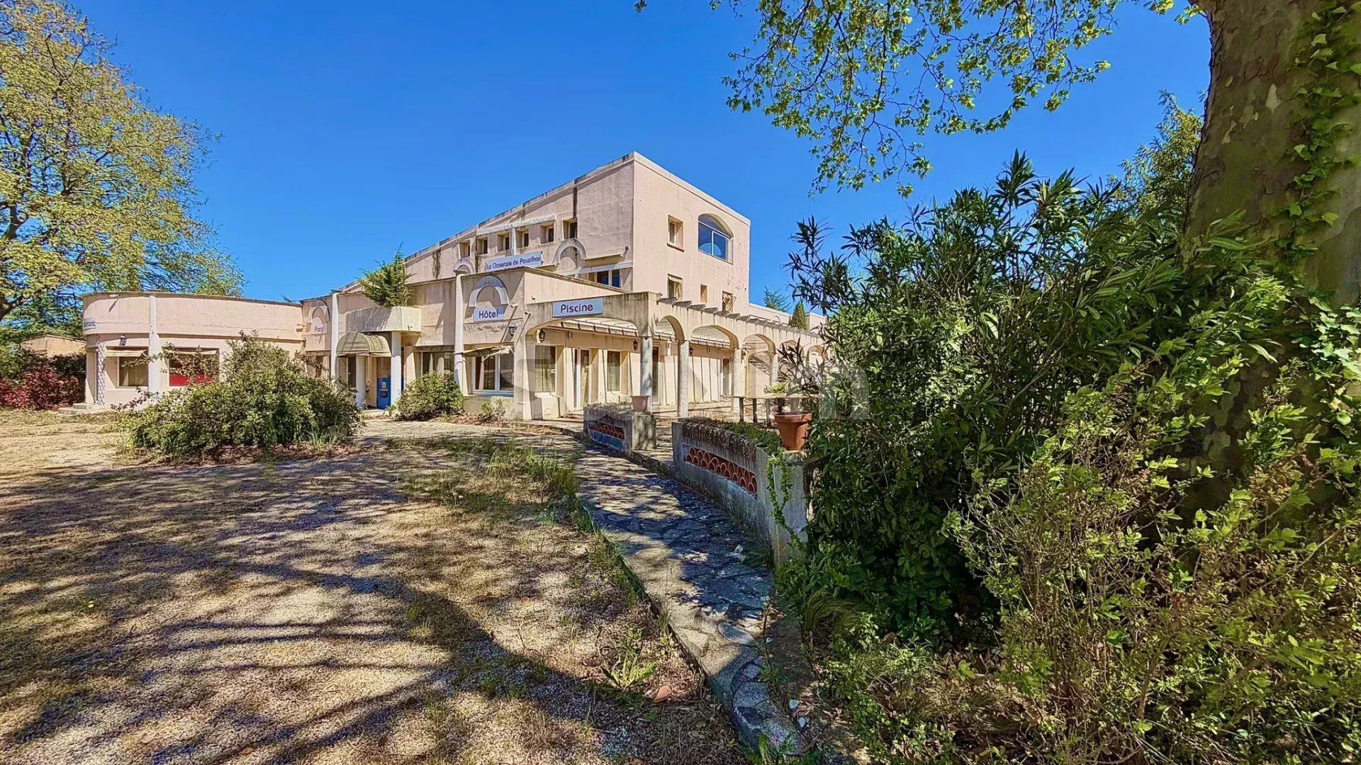edificio en venta en Pouzilhac (30210)
