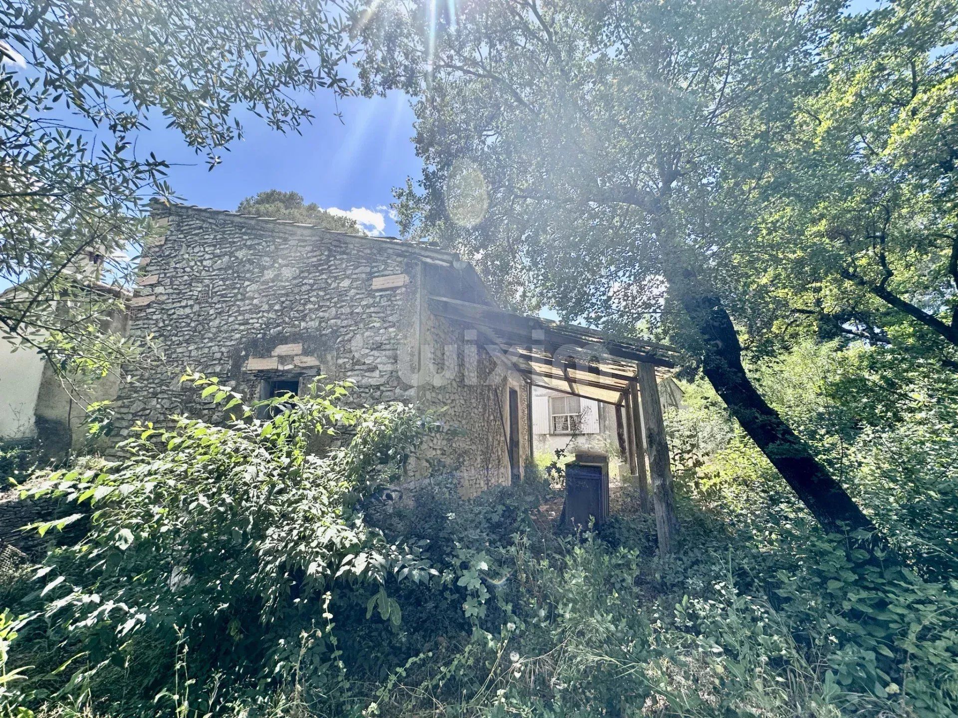 casa 5 Camere in vendita su Nîmes (30000)