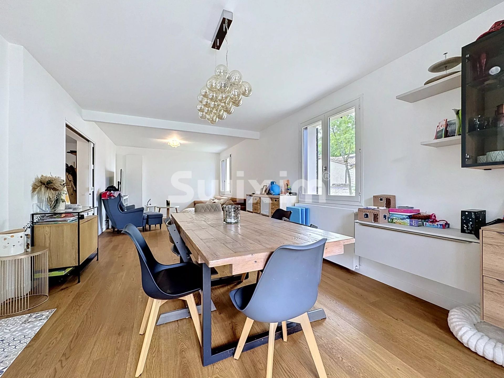 house 5 Rooms for sale on Thoiry (01710)
