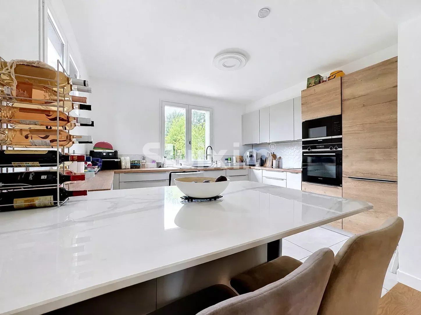 house 5 Rooms for sale on Thoiry (01710)