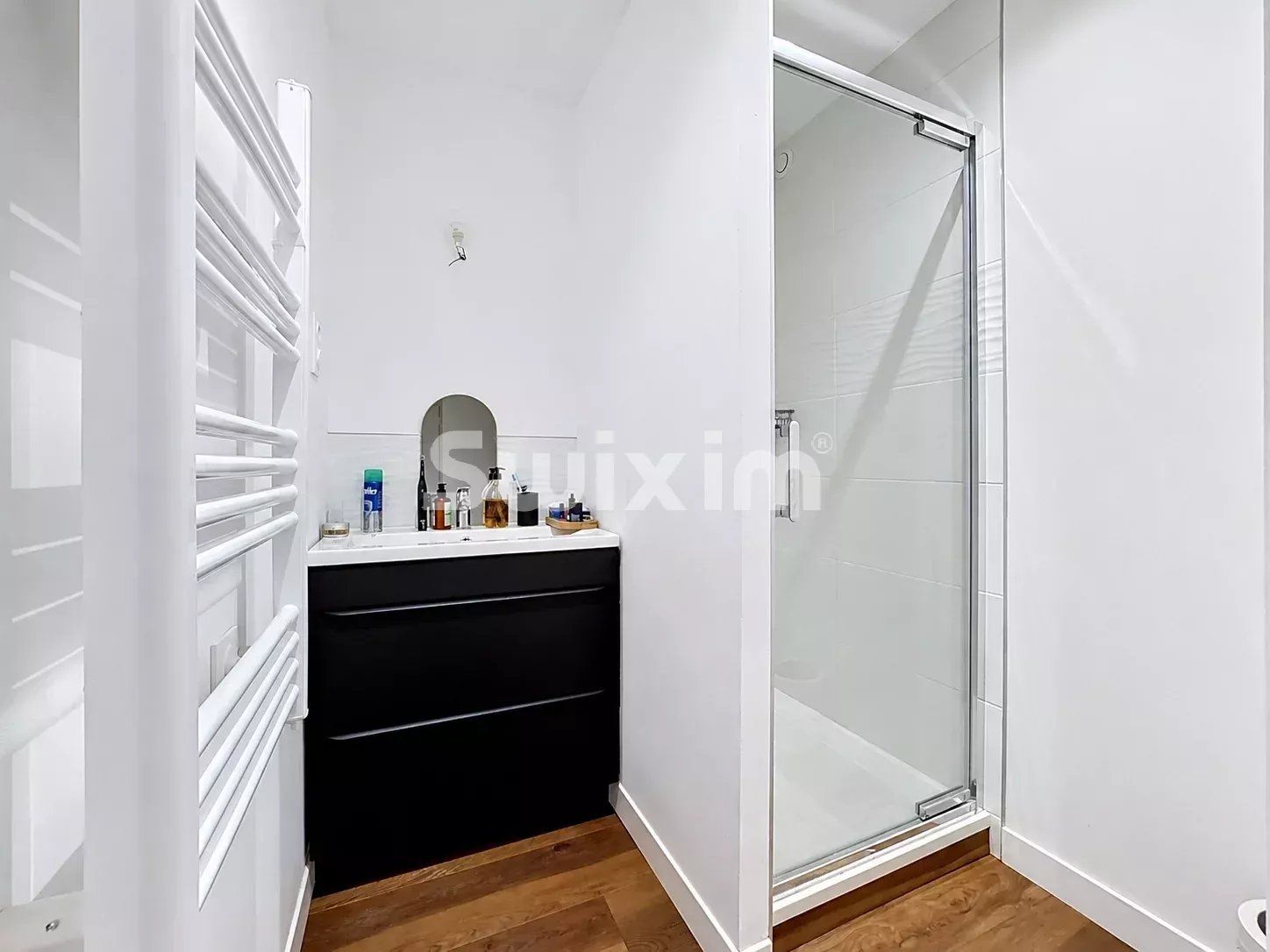 house 5 Rooms for sale on Thoiry (01710)