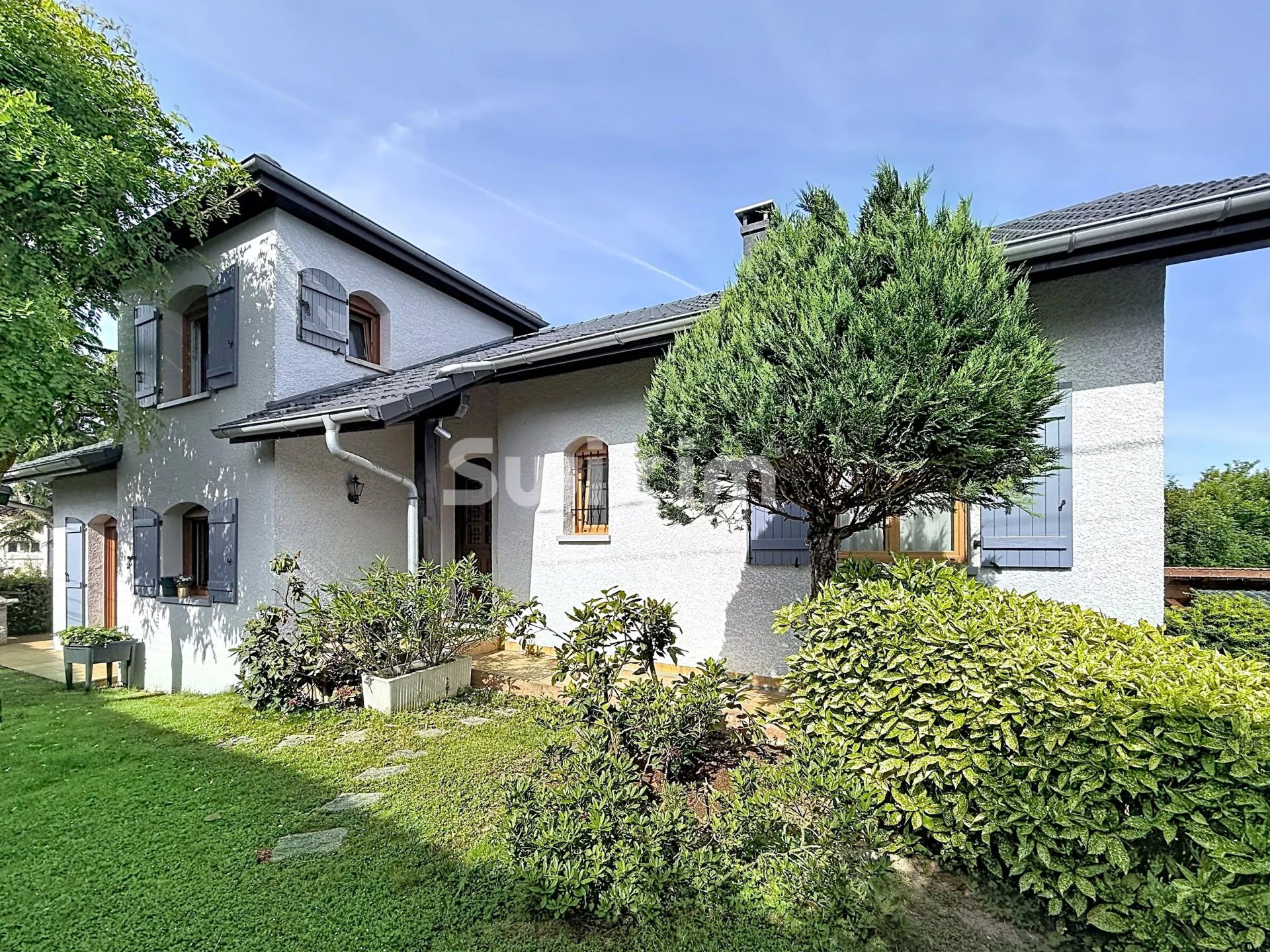 casa 5 Camere in vendita su Arthaz-Pont-Notre-Dame (74380)