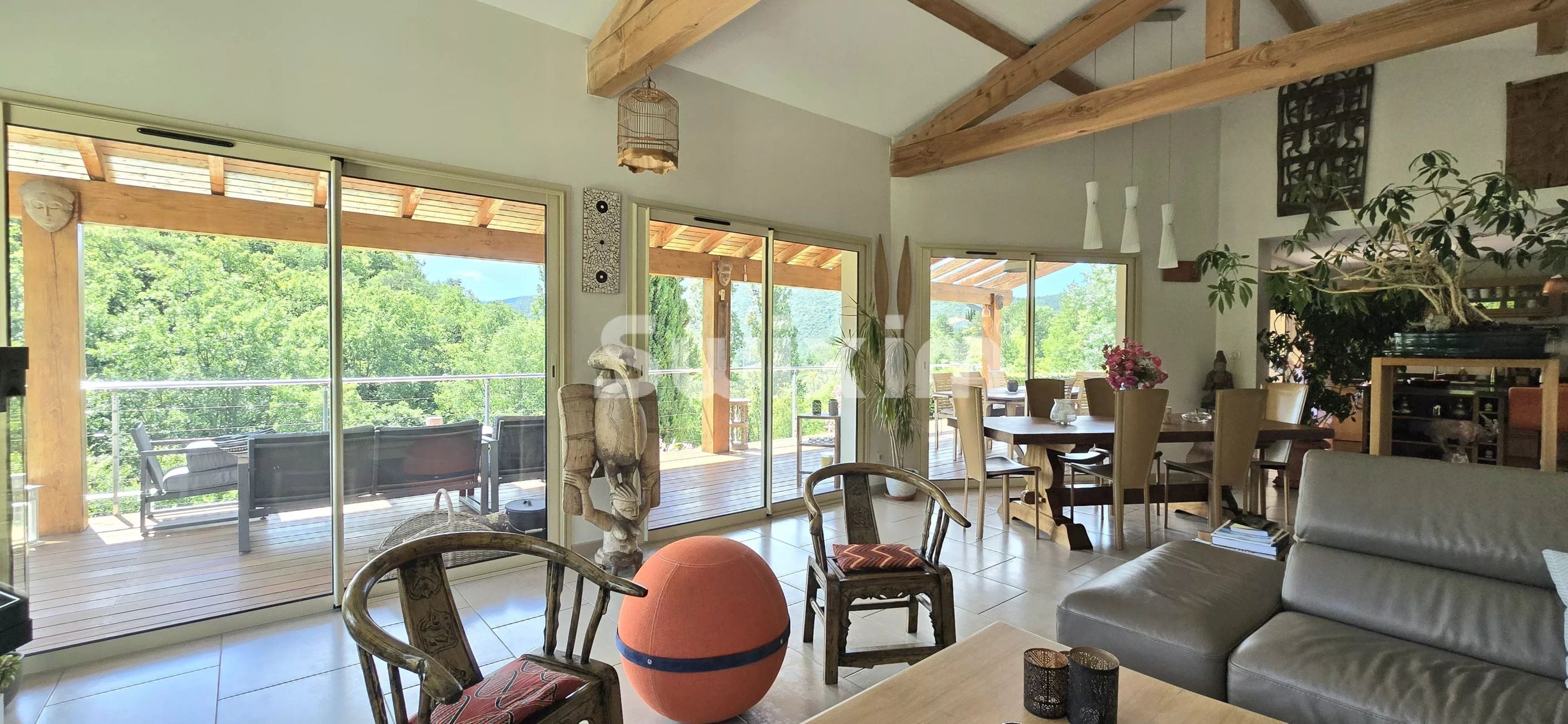 casa 7 Camere in vendita su Dieulefit (26220)