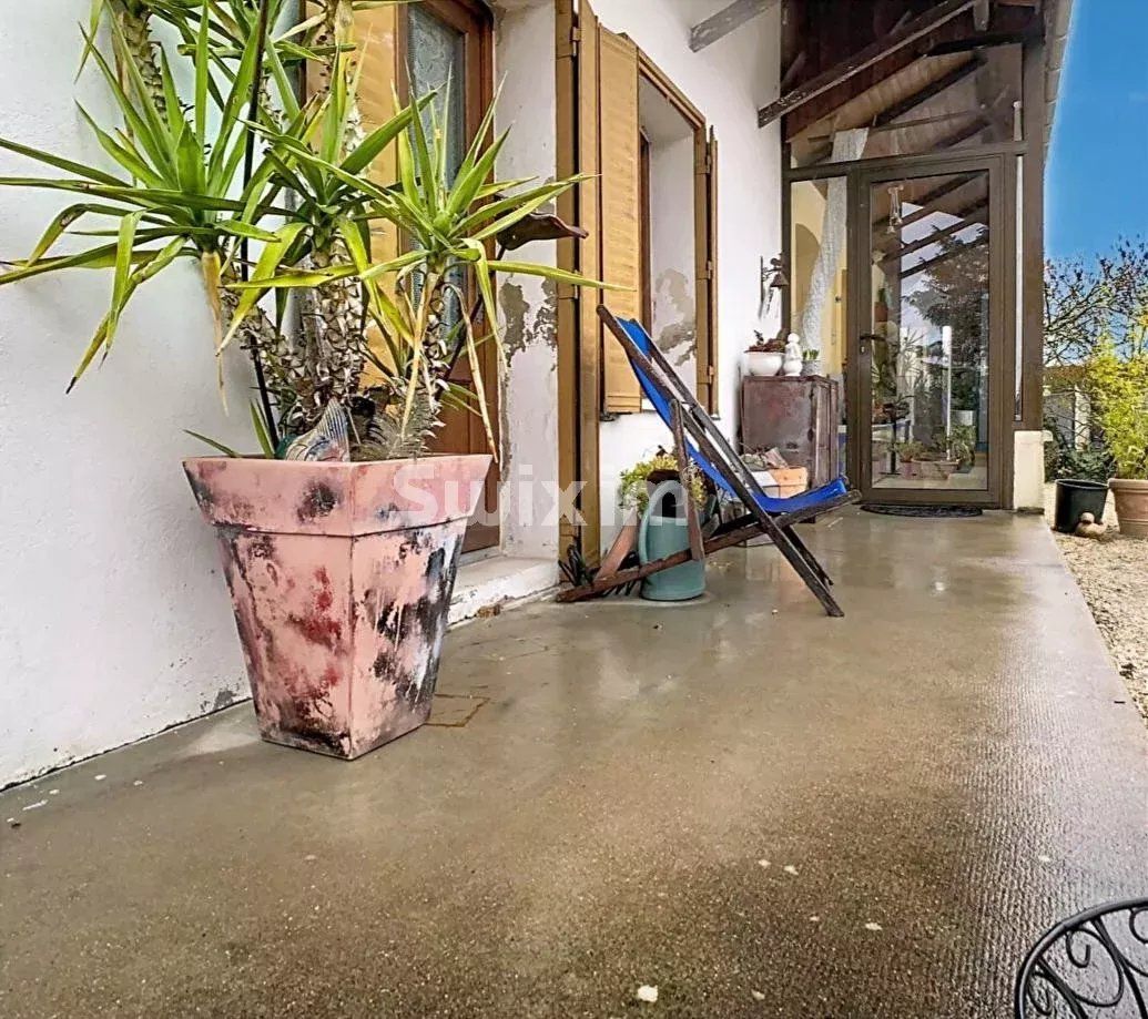 casa 5 Camere in vendita su Cuisery (71290)