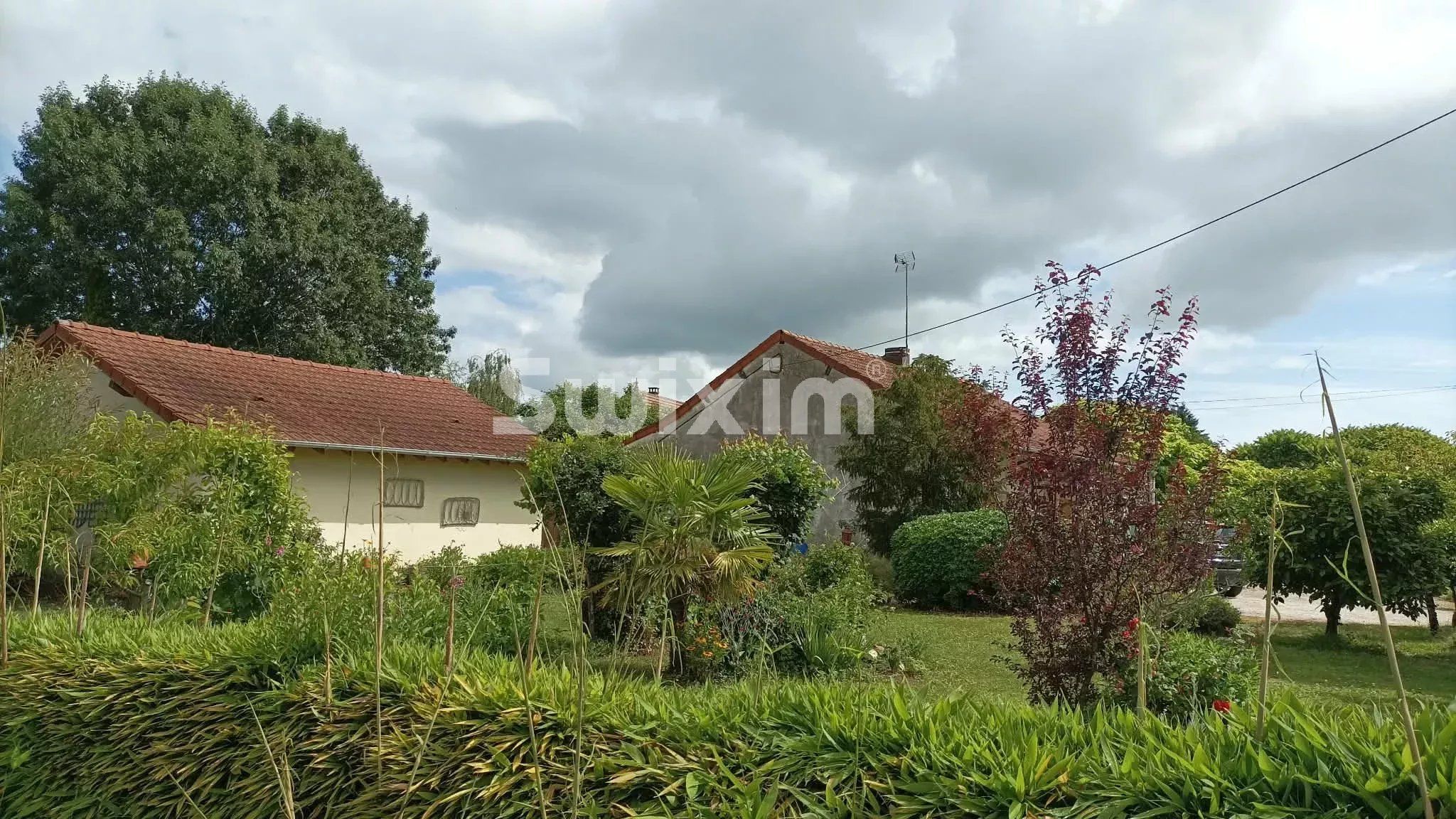 casa 5 Camere in vendita su Cuisery (71290)