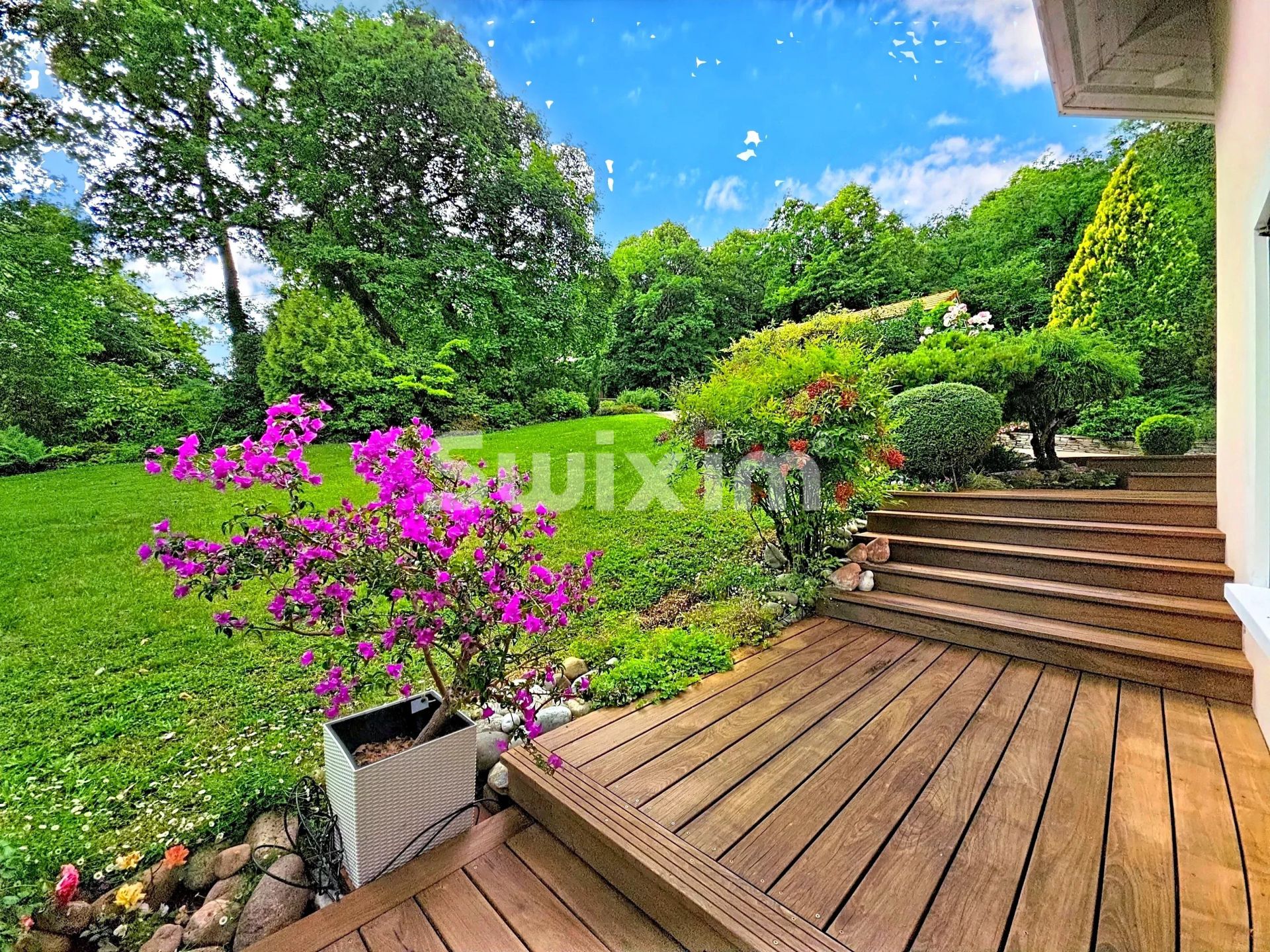 casa 5 Camere in vendita su Échenevex (01170)
