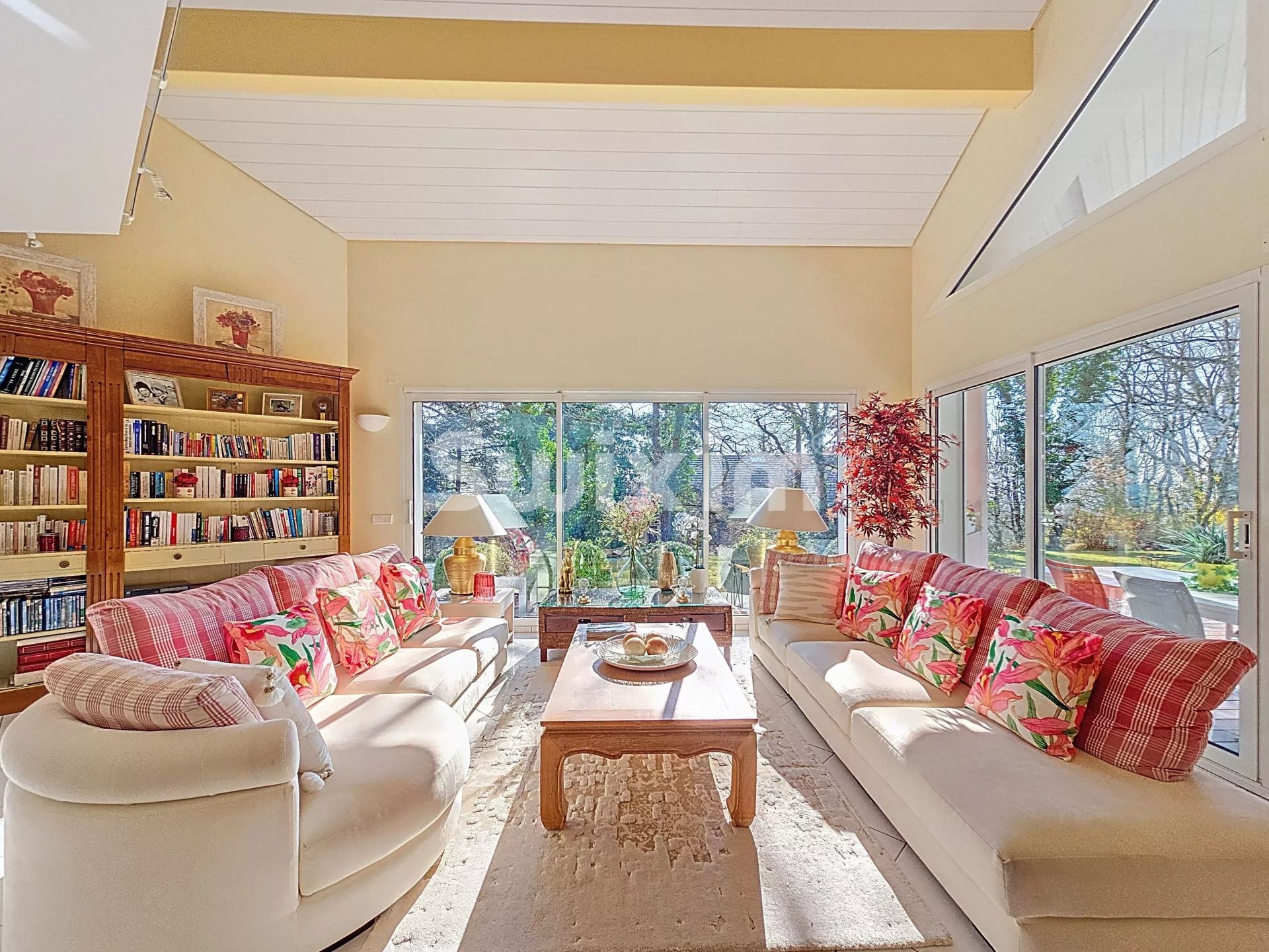 casa 5 Camere in vendita su Échenevex (01170)