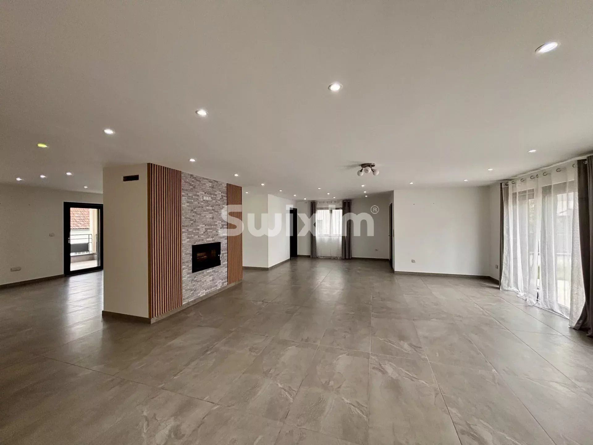 casa 7 Camere in vendita su Colmar (68000)