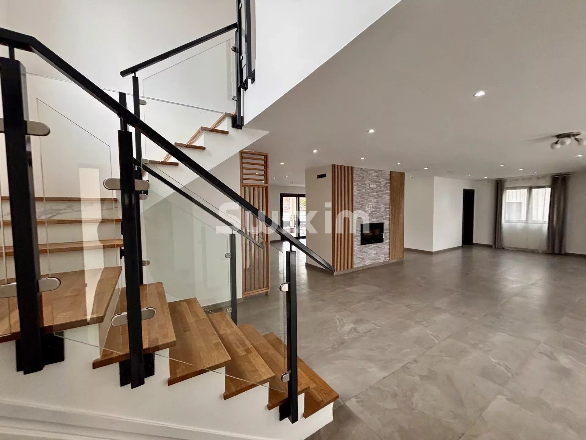 casa 7 Camere in vendita su Colmar (68000)