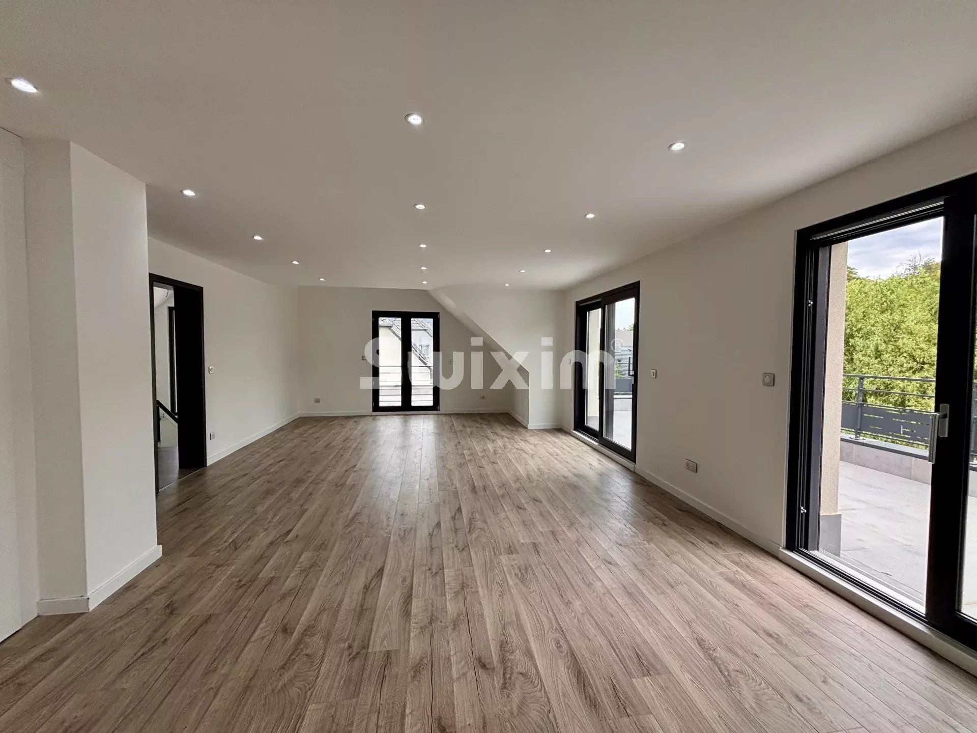 casa 7 Camere in vendita su Colmar (68000)