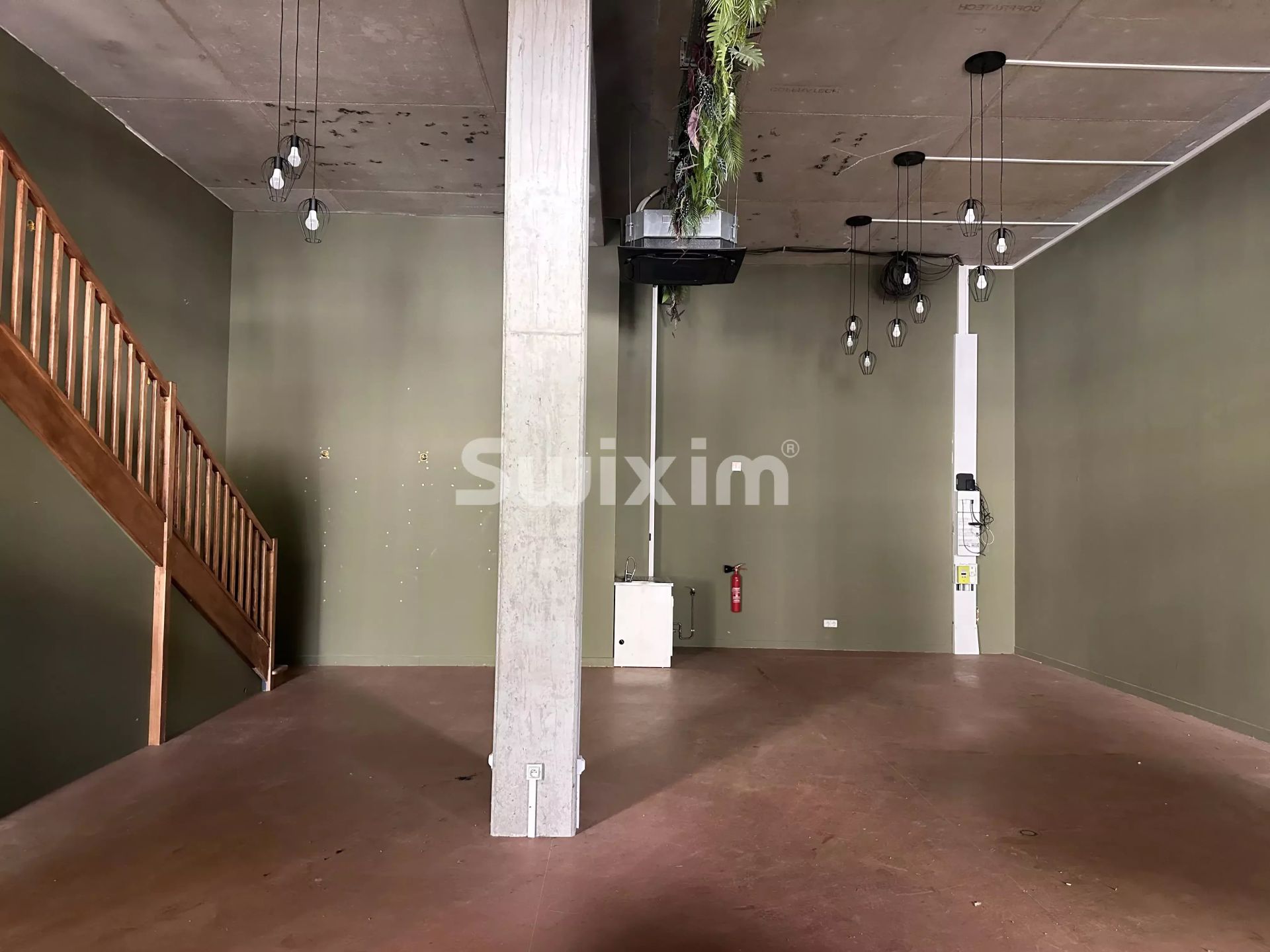 locale commerciale 2 Camere in affitto su Bourg-en-Bresse (01000)