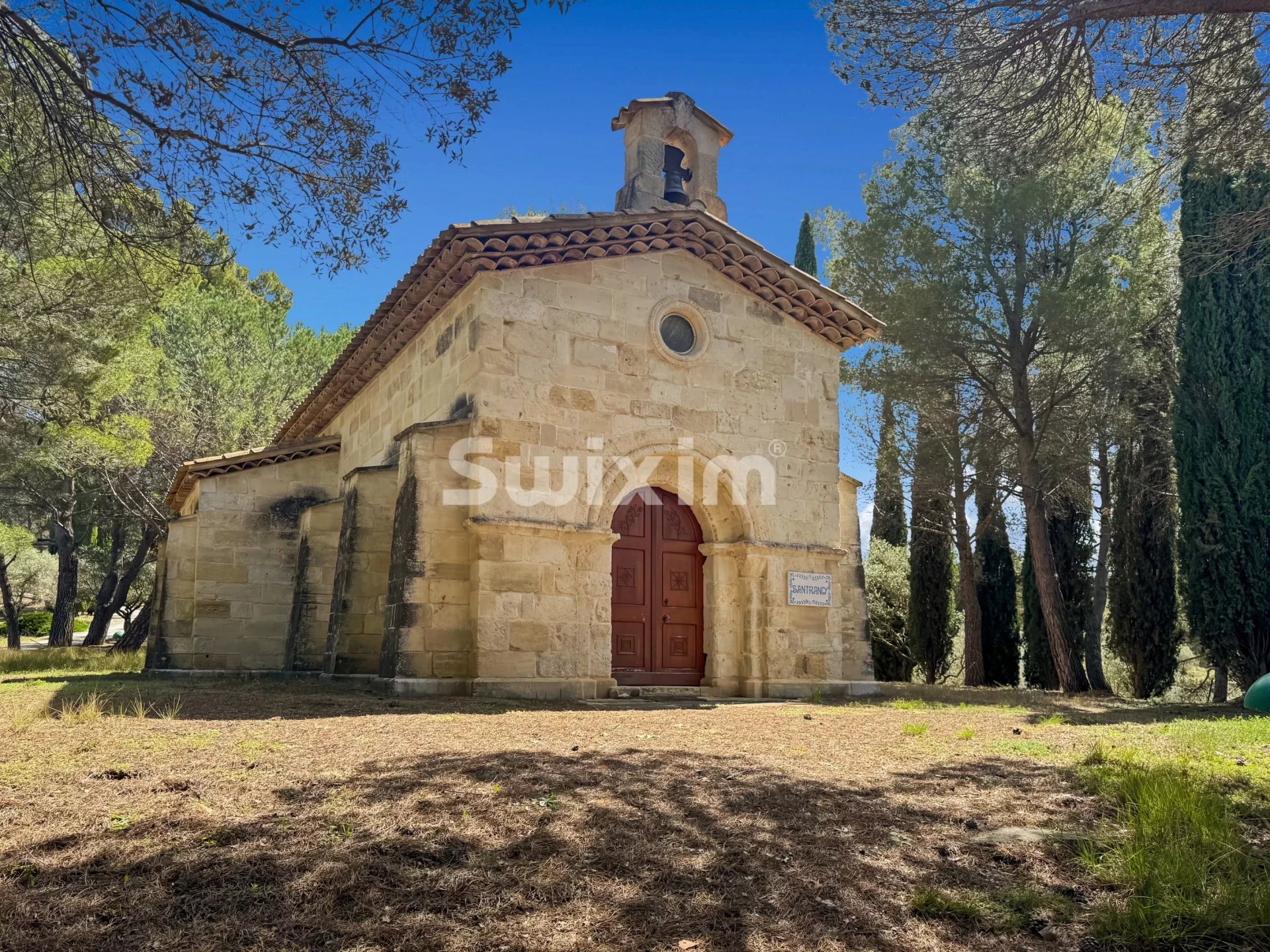 propriété 20 Pièces en vente sur Entrevennes (04700)