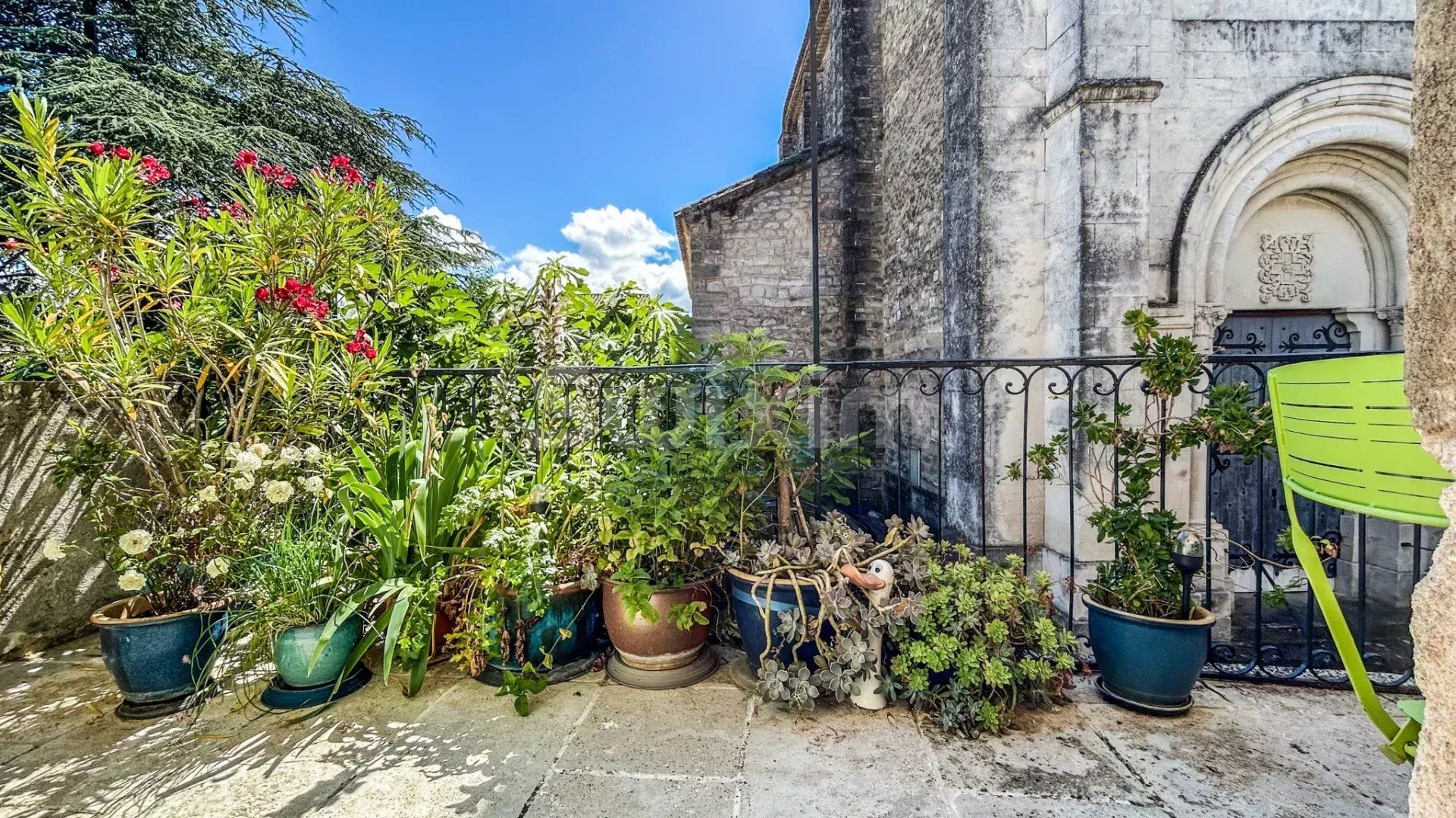 casa 5 Camere in vendita su Uzès (30700)