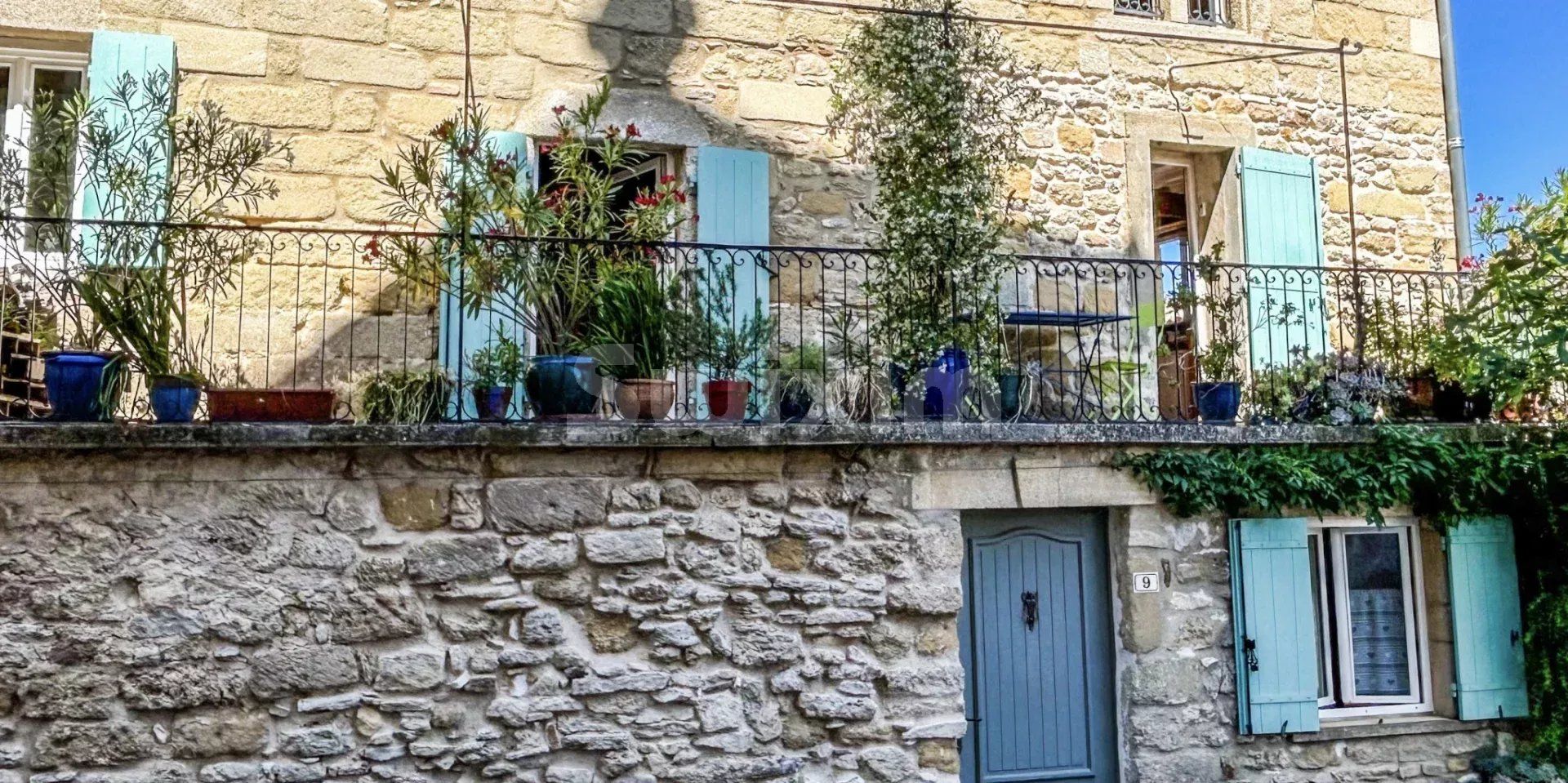 casa 5 Camere in vendita su Uzès (30700)
