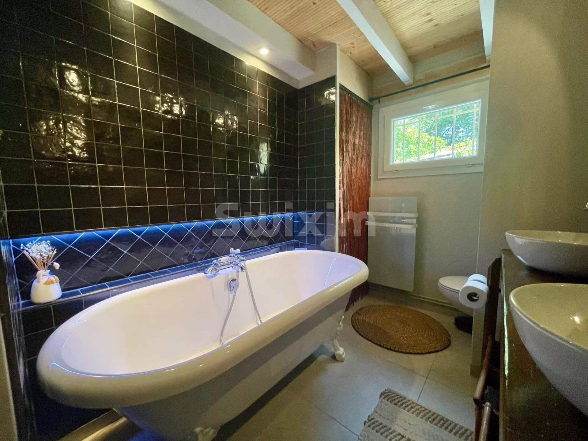 house 5 Rooms for sale on Monteils (30360)