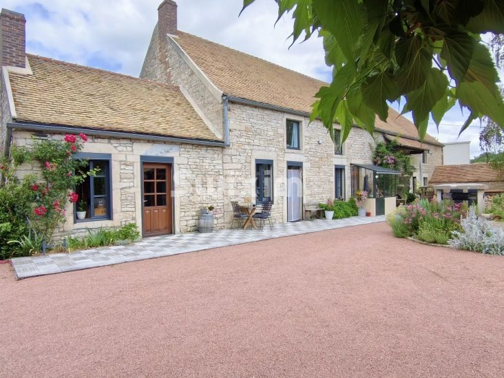 Vendita Proprietà Beaune 7&nbsp;Camere 250&nbsp;m²