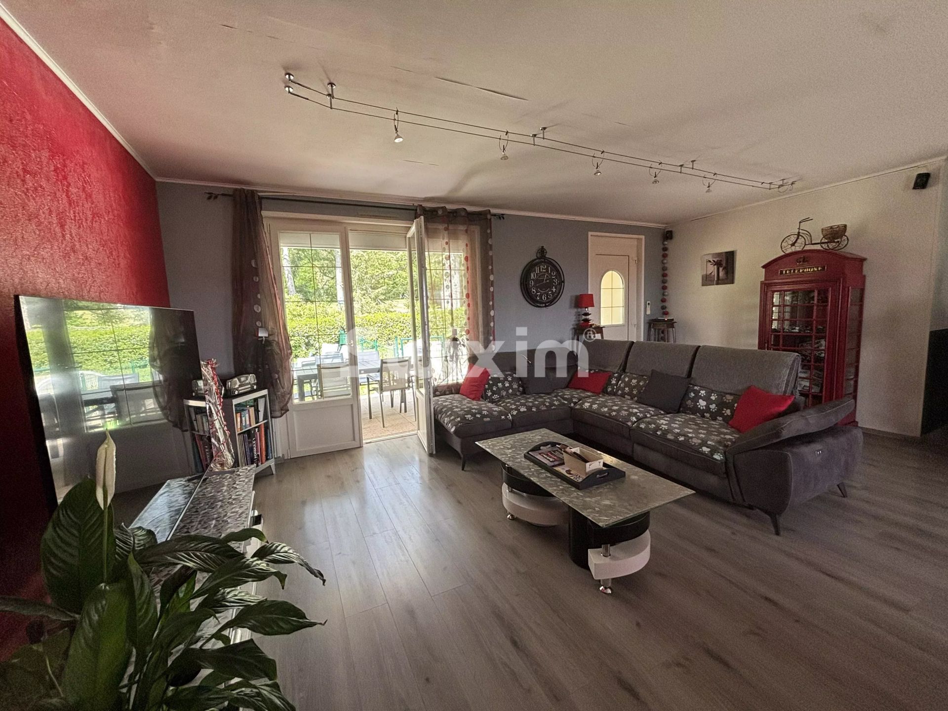 casa 11 Camere in vendita su Sauvigny-le-Bois (89200)
