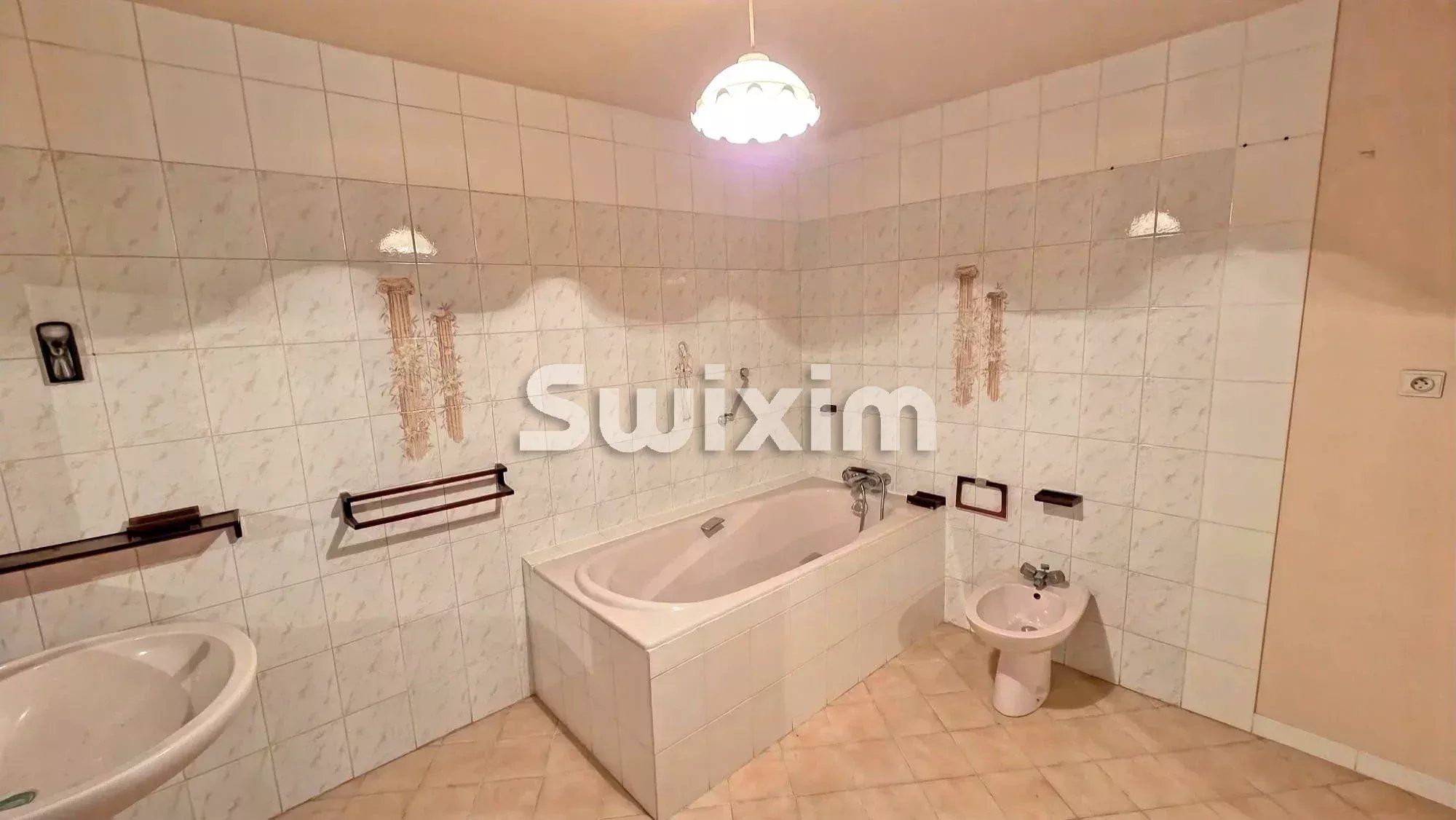 casa 5 Camere in vendita su Vaison-la-Romaine (84110)