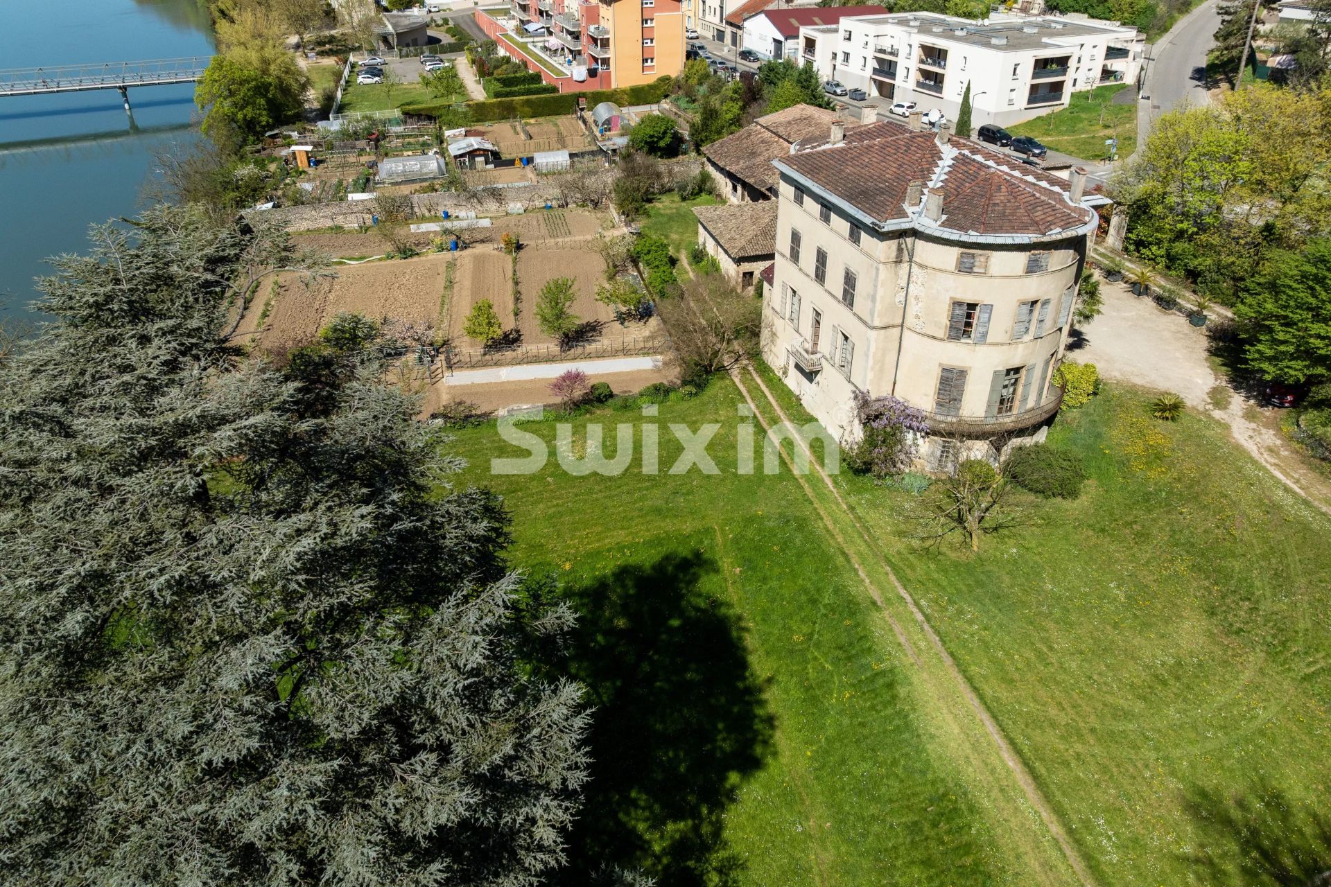 propiedad 20 Salas en venta en Bourg-de-Péage (26300)