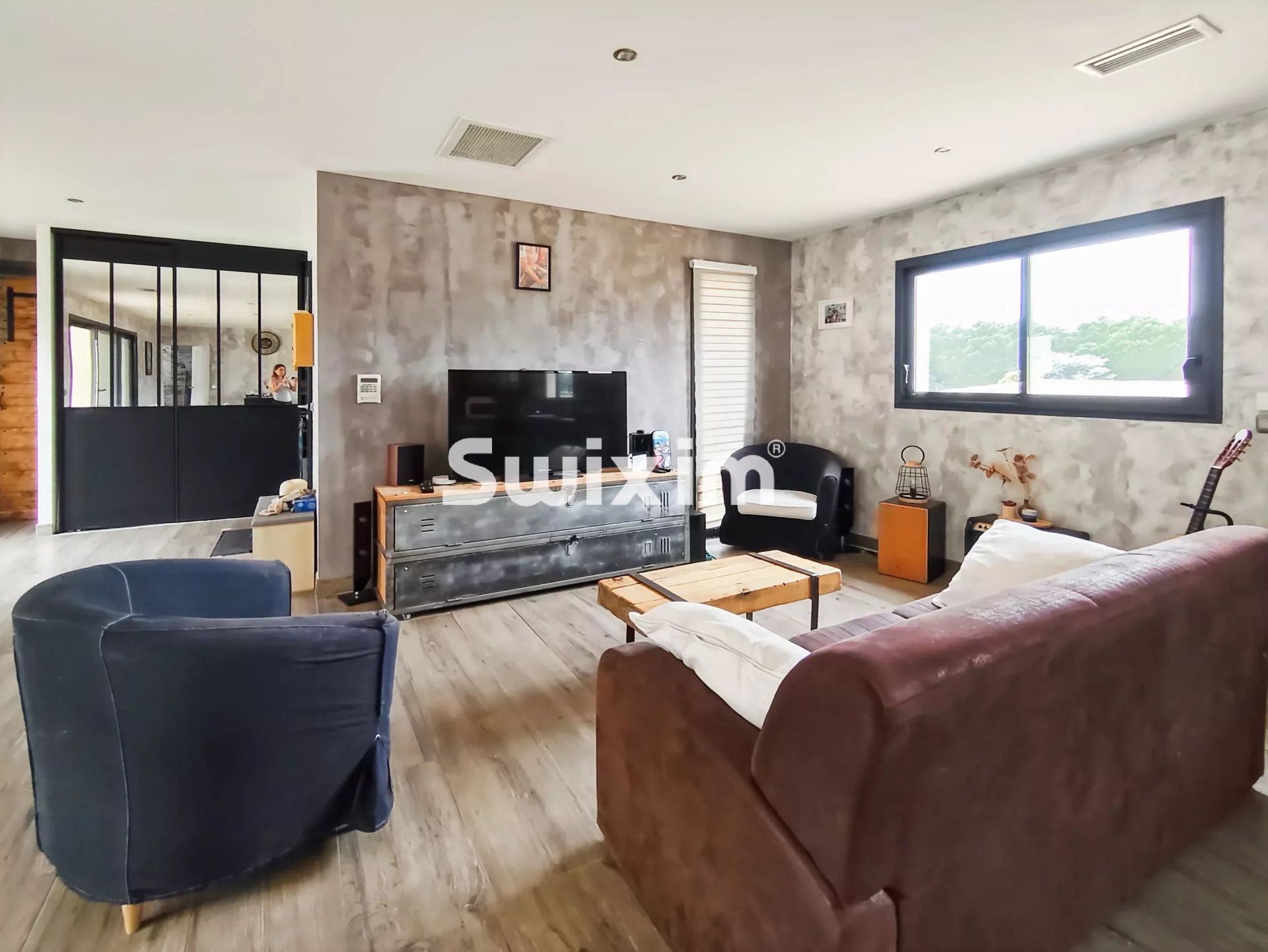 casa 7 Camere in vendita su Mornas (84550)