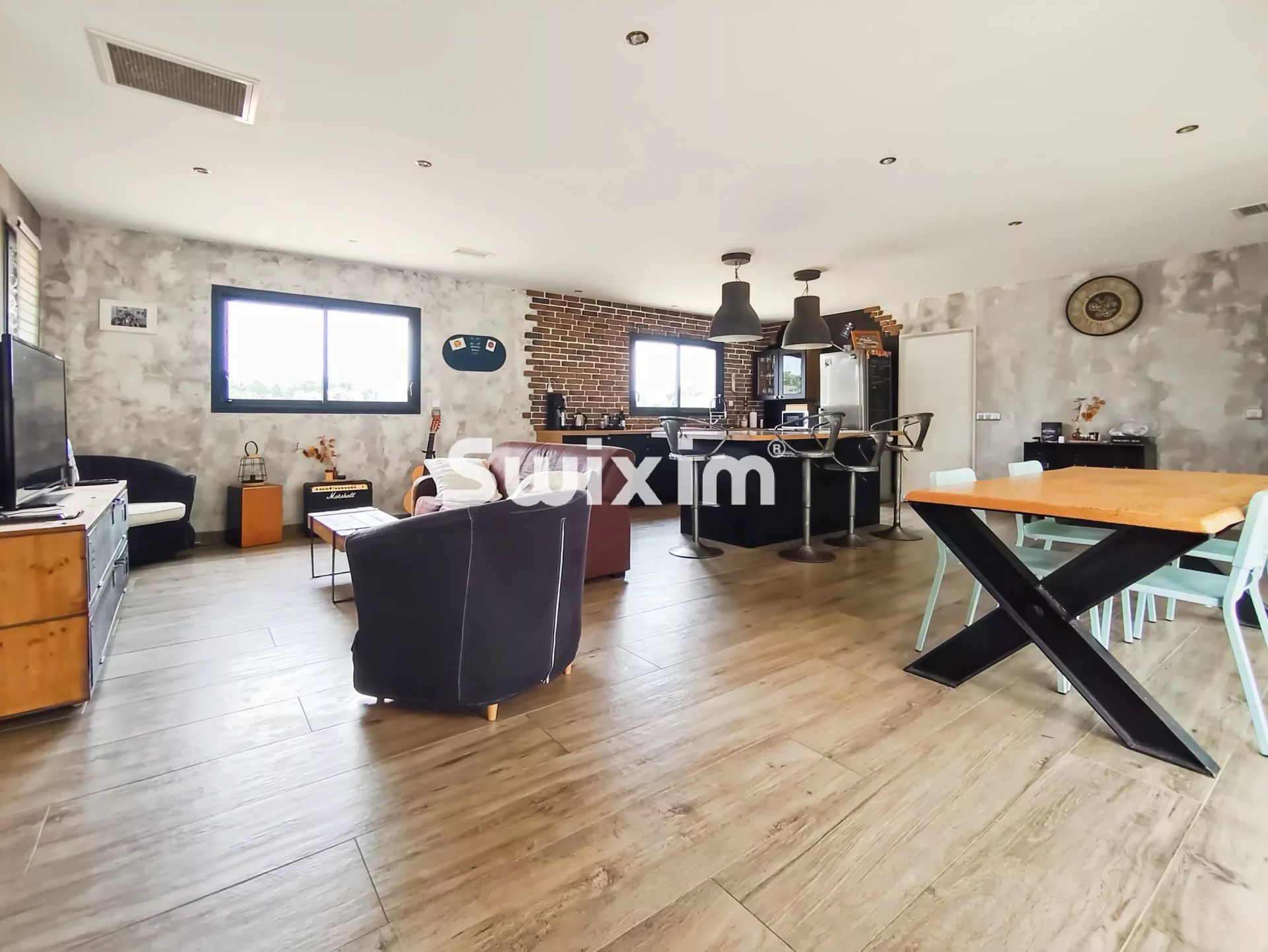 casa 7 Camere in vendita su Mornas (84550)