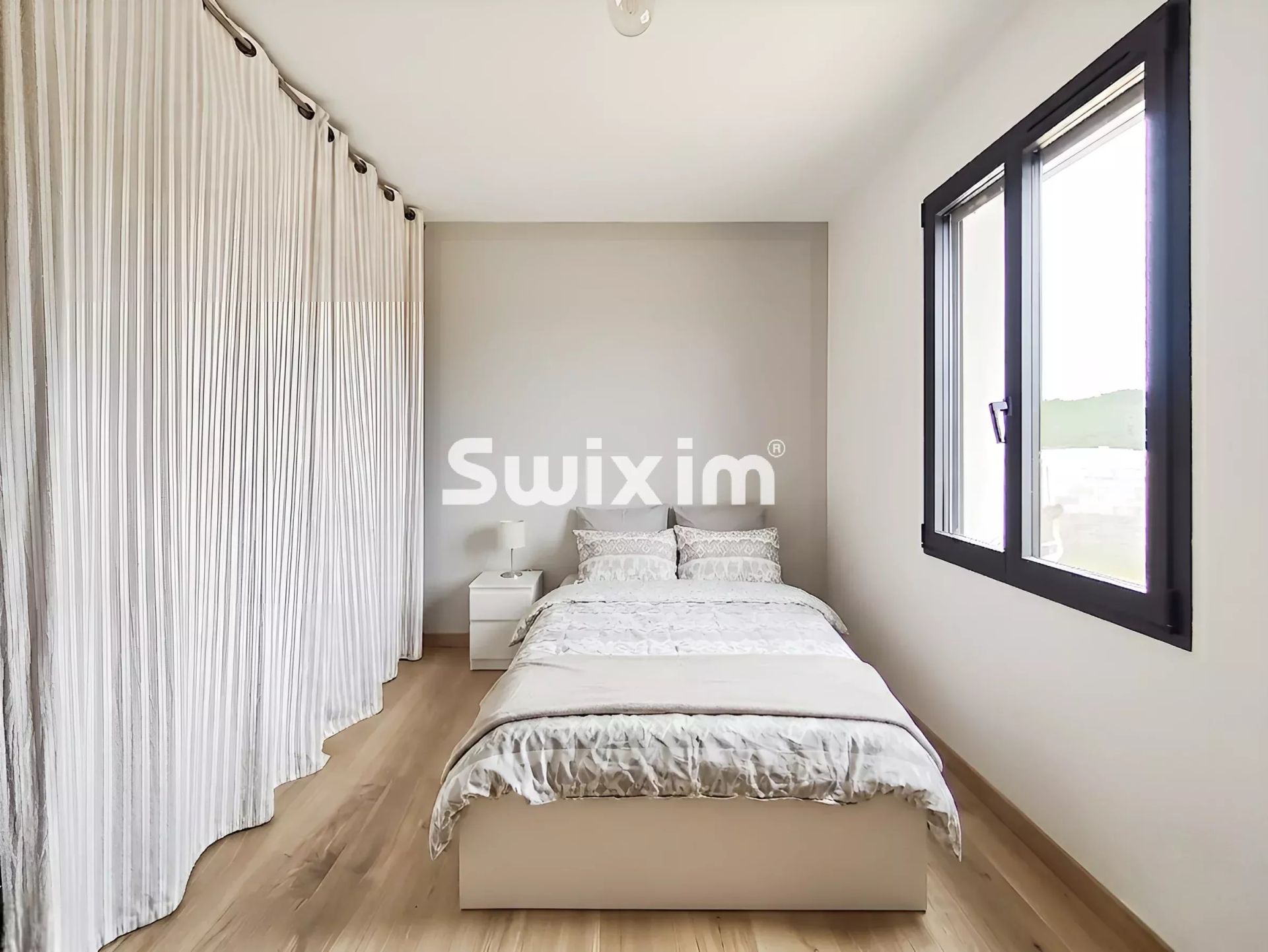 casa 7 Camere in vendita su Mornas (84550)