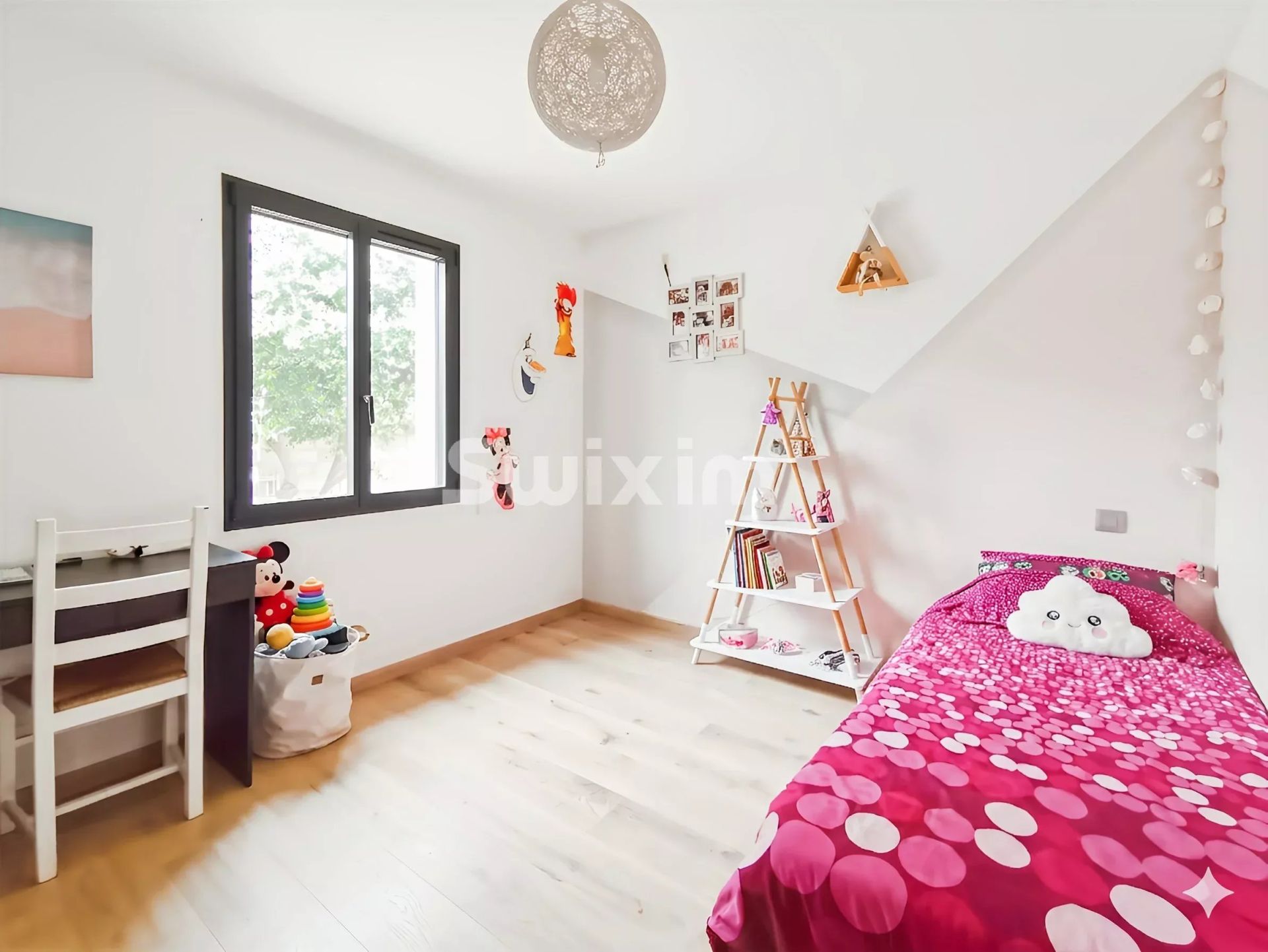 casa 7 Camere in vendita su Mornas (84550)