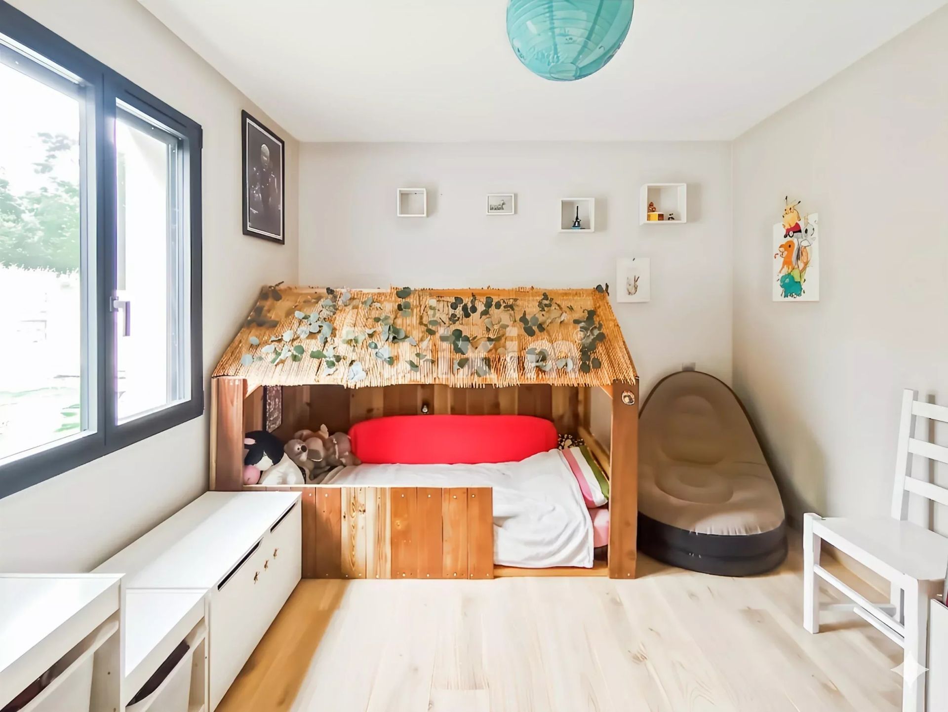 casa 7 Camere in vendita su Mornas (84550)