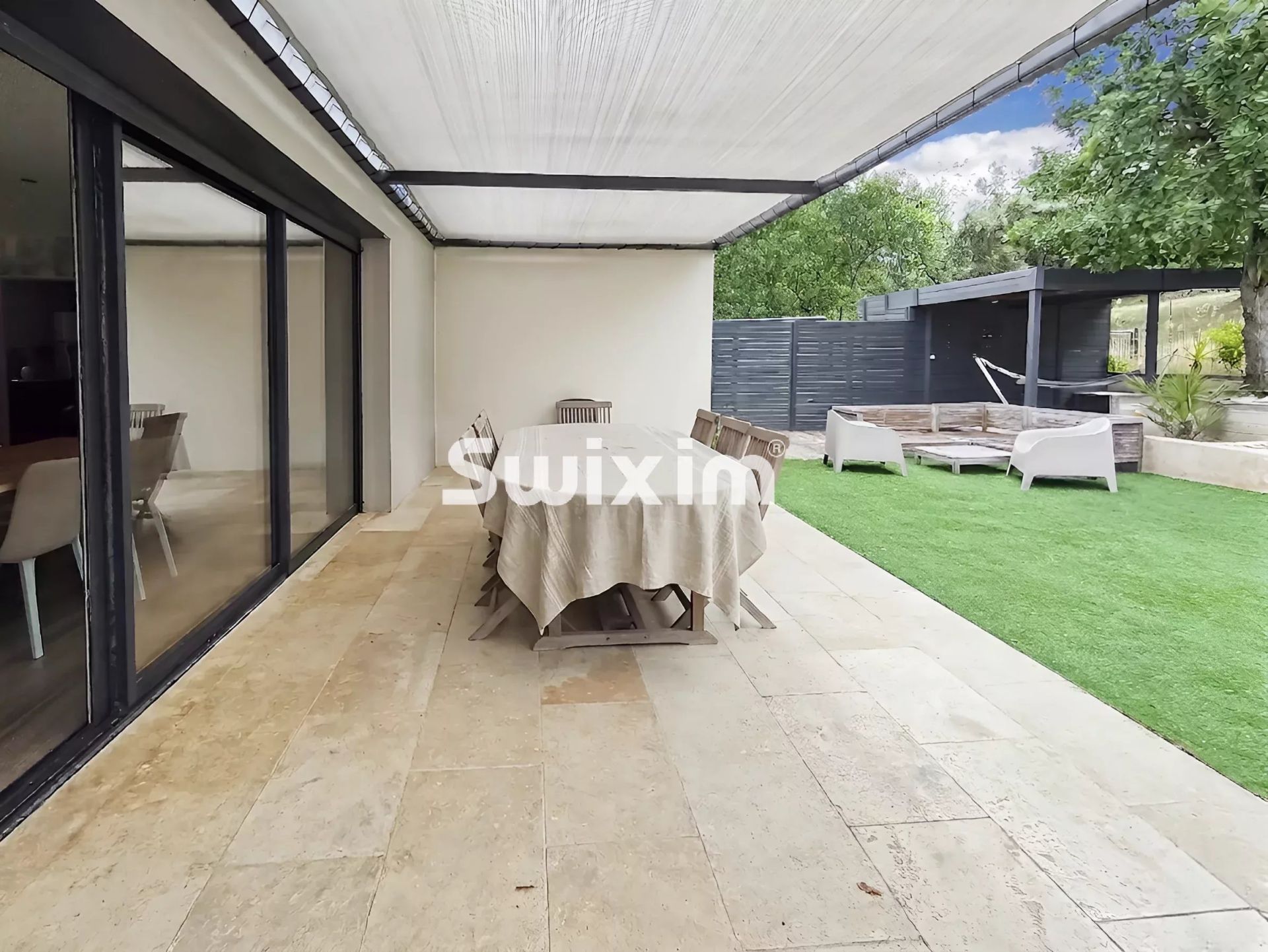 casa 7 Camere in vendita su Mornas (84550)