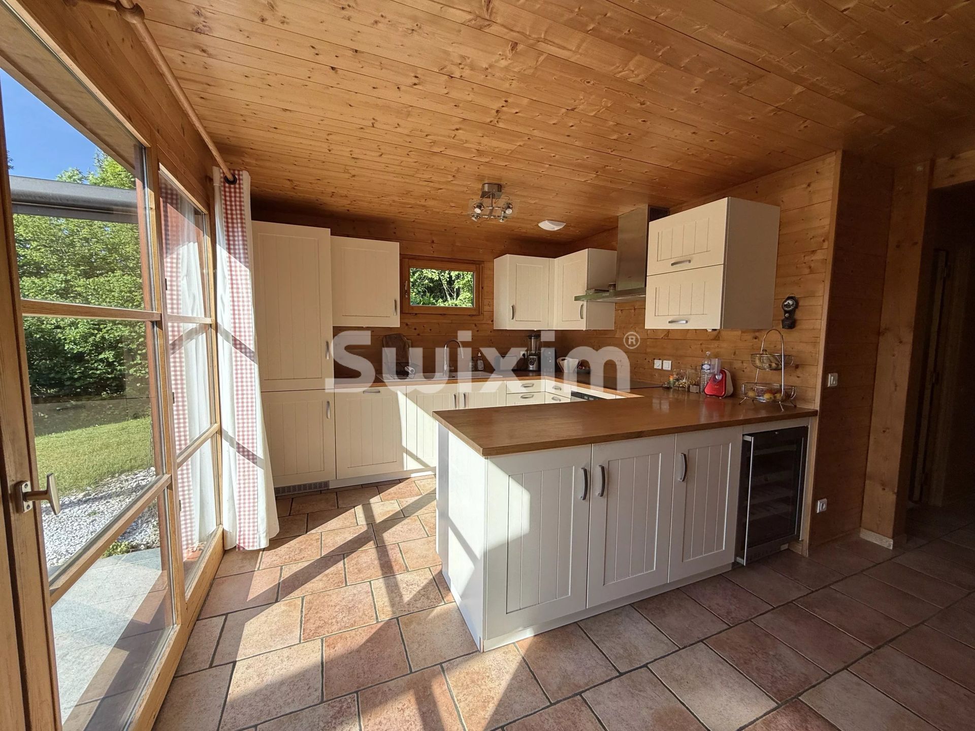 casa 6 Salas en venta en Grilly (01220)