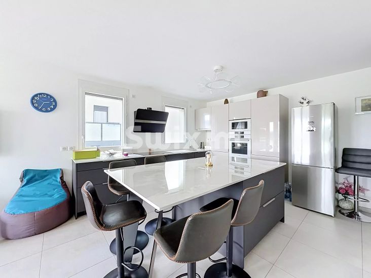 Vendita Appartamento Ferney-Voltaire 4&nbsp;Camere 100&nbsp;m²