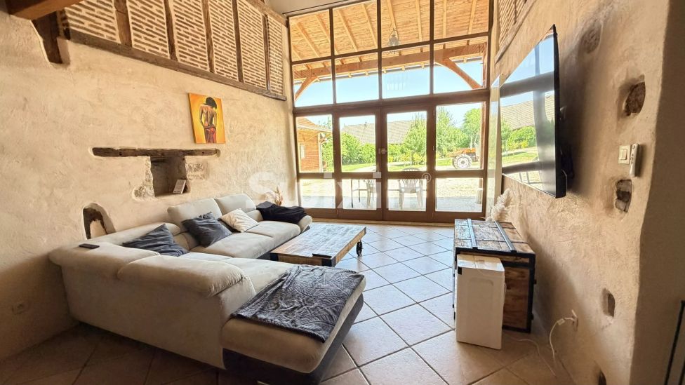 Venta Casa Souvans 7&nbsp;Salas 152&nbsp;m²