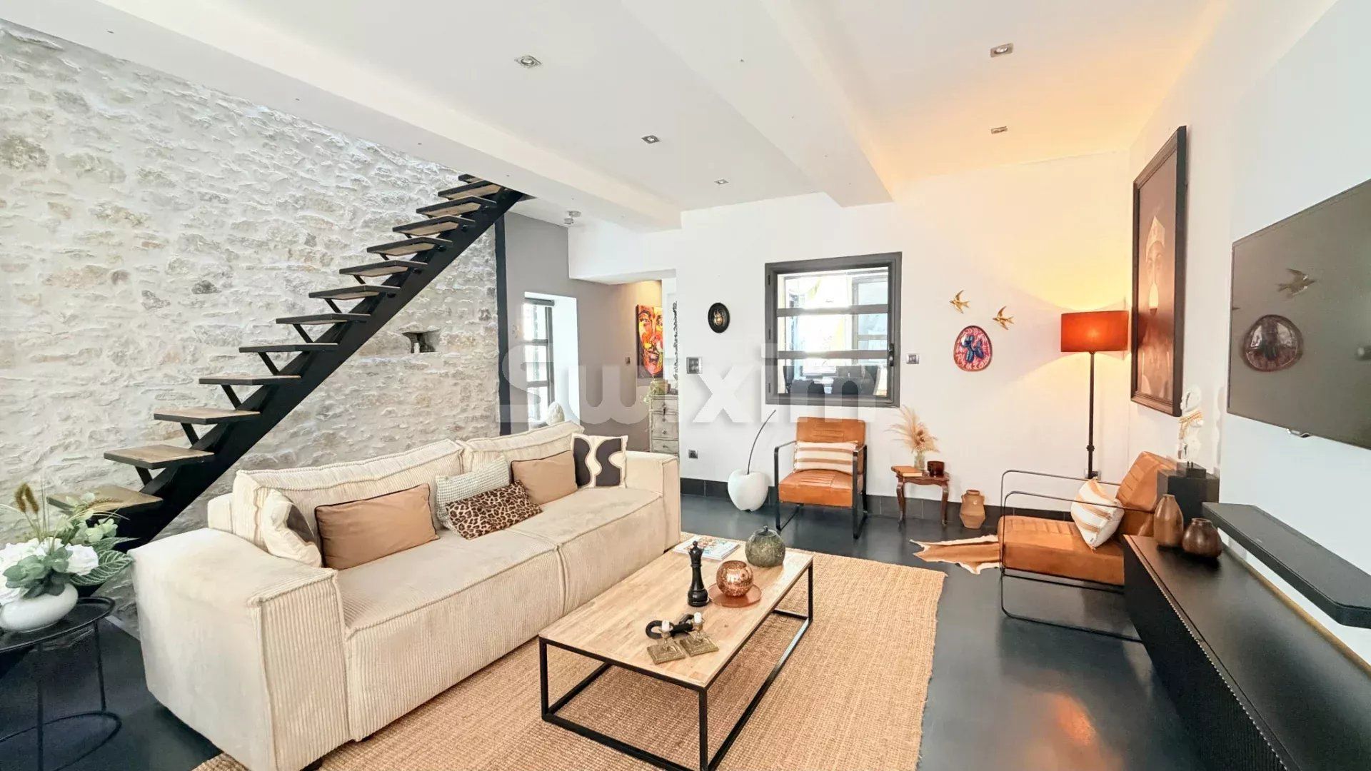casa 5 Camere in vendita su Bagnols-sur-Cèze (30200)