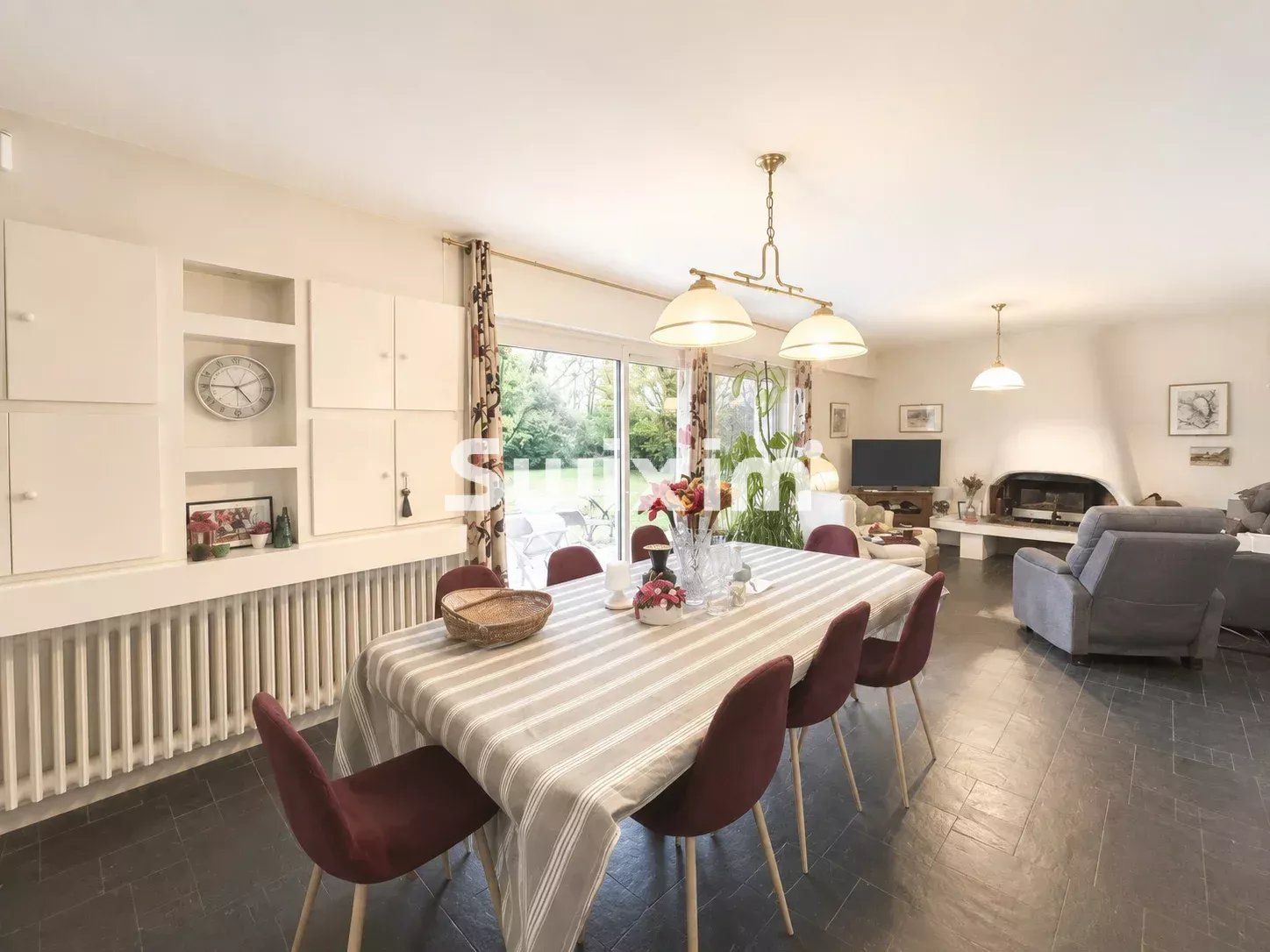 casa 5 Camere in vendita su Bletterans (39140)