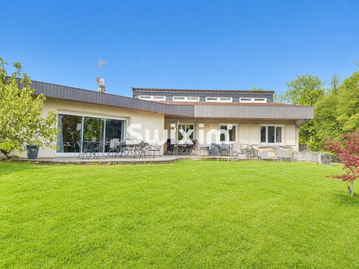 Vendita Casa Bletterans 5&nbsp;Camere 210&nbsp;m²